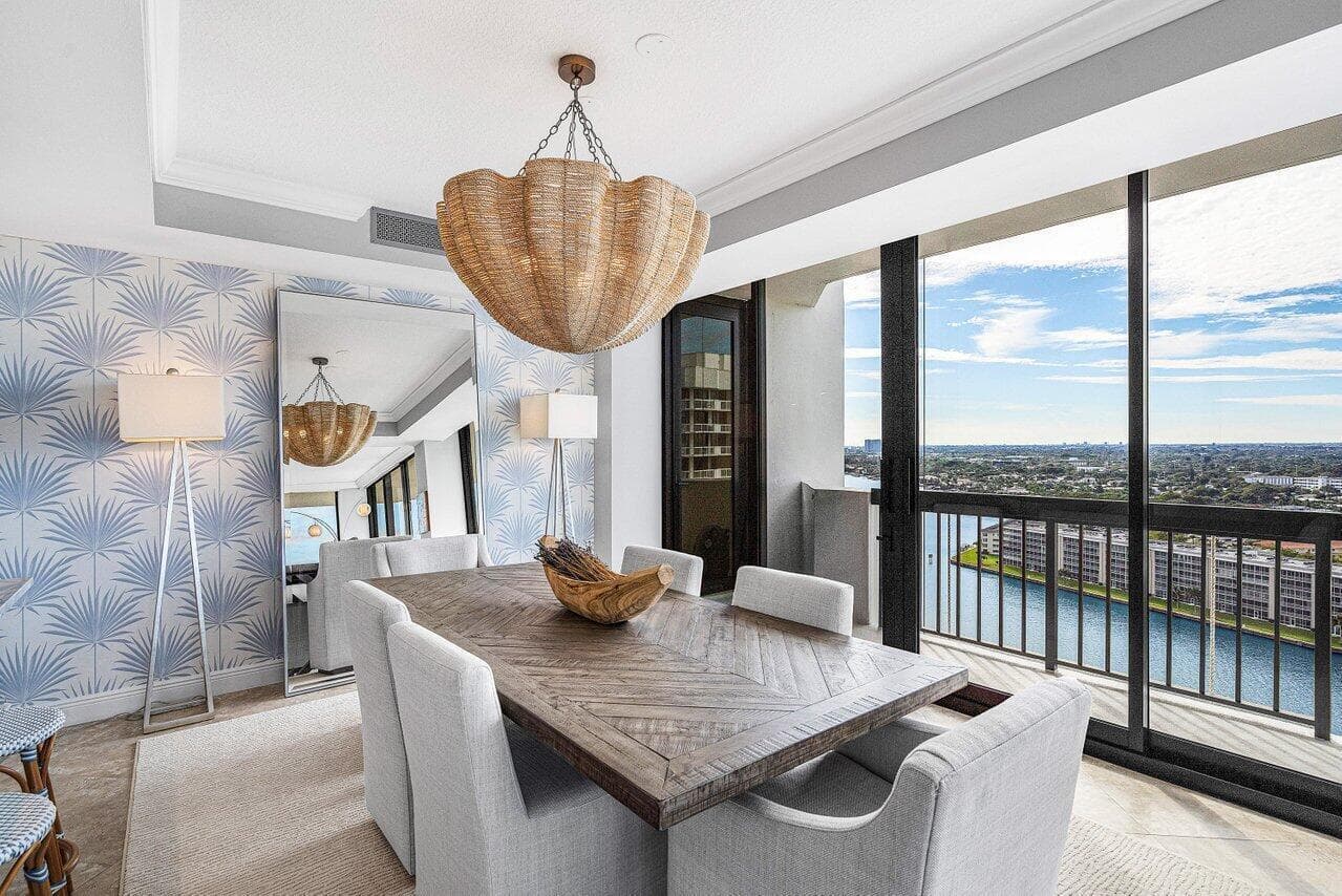 108 Lakeshore Drive 38-ph photo 13