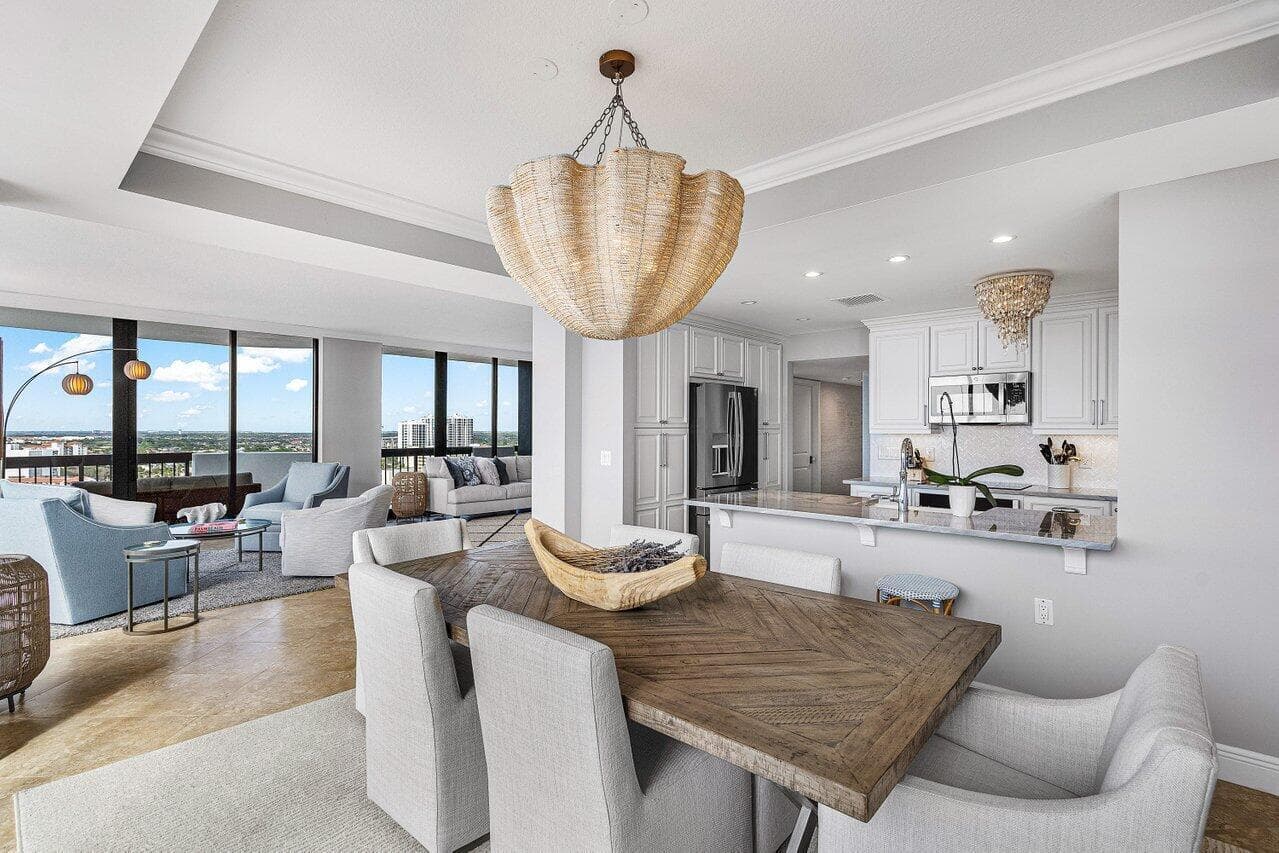 108 Lakeshore Drive 38-ph photo 12