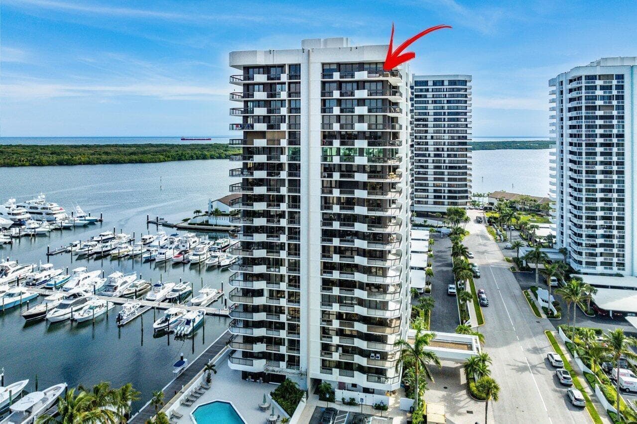 108 Lakeshore Drive 38-ph photo 1