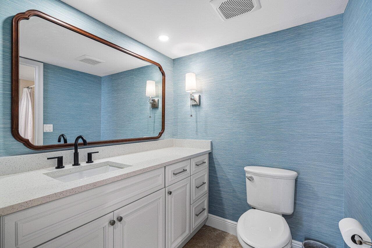 108 Lakeshore Drive 38-ph photo 20