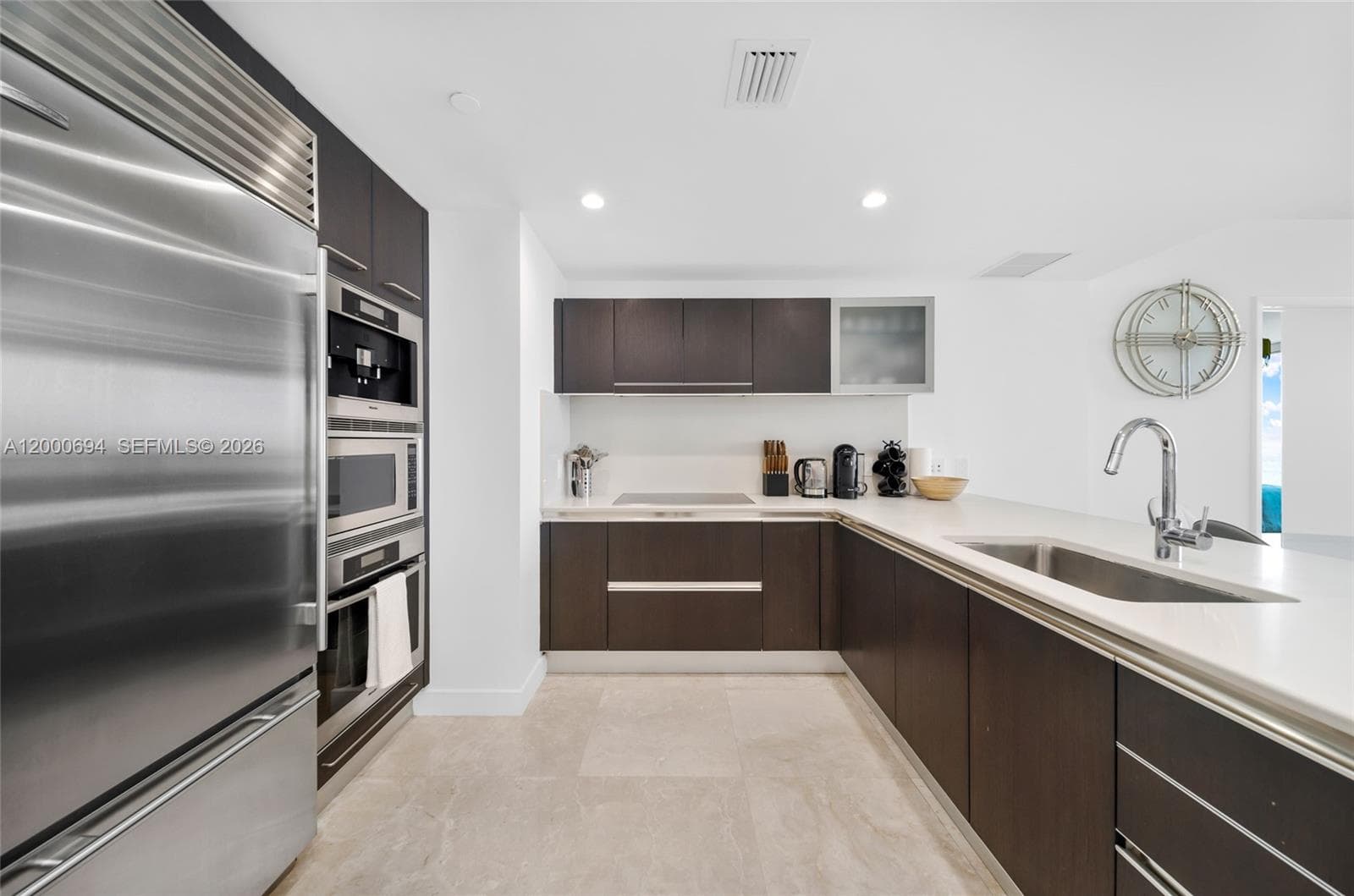 17001 Collins Ave 1807 photo 3