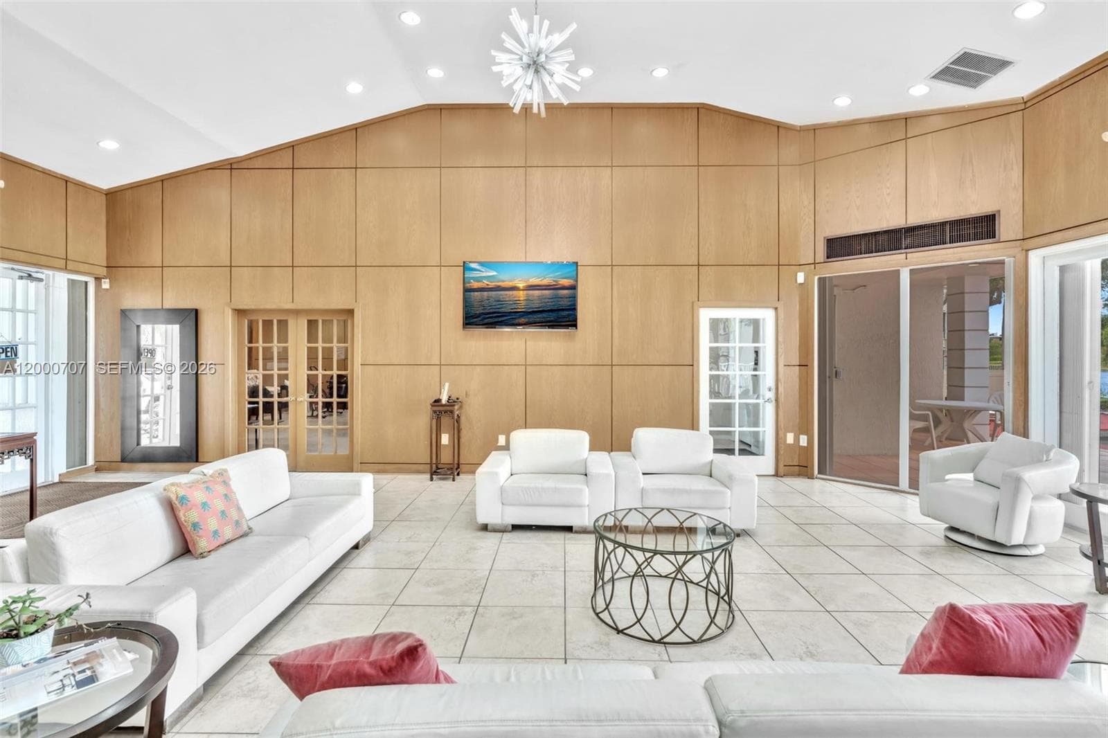 2841 Oakland Forest Dr 207 photo 19