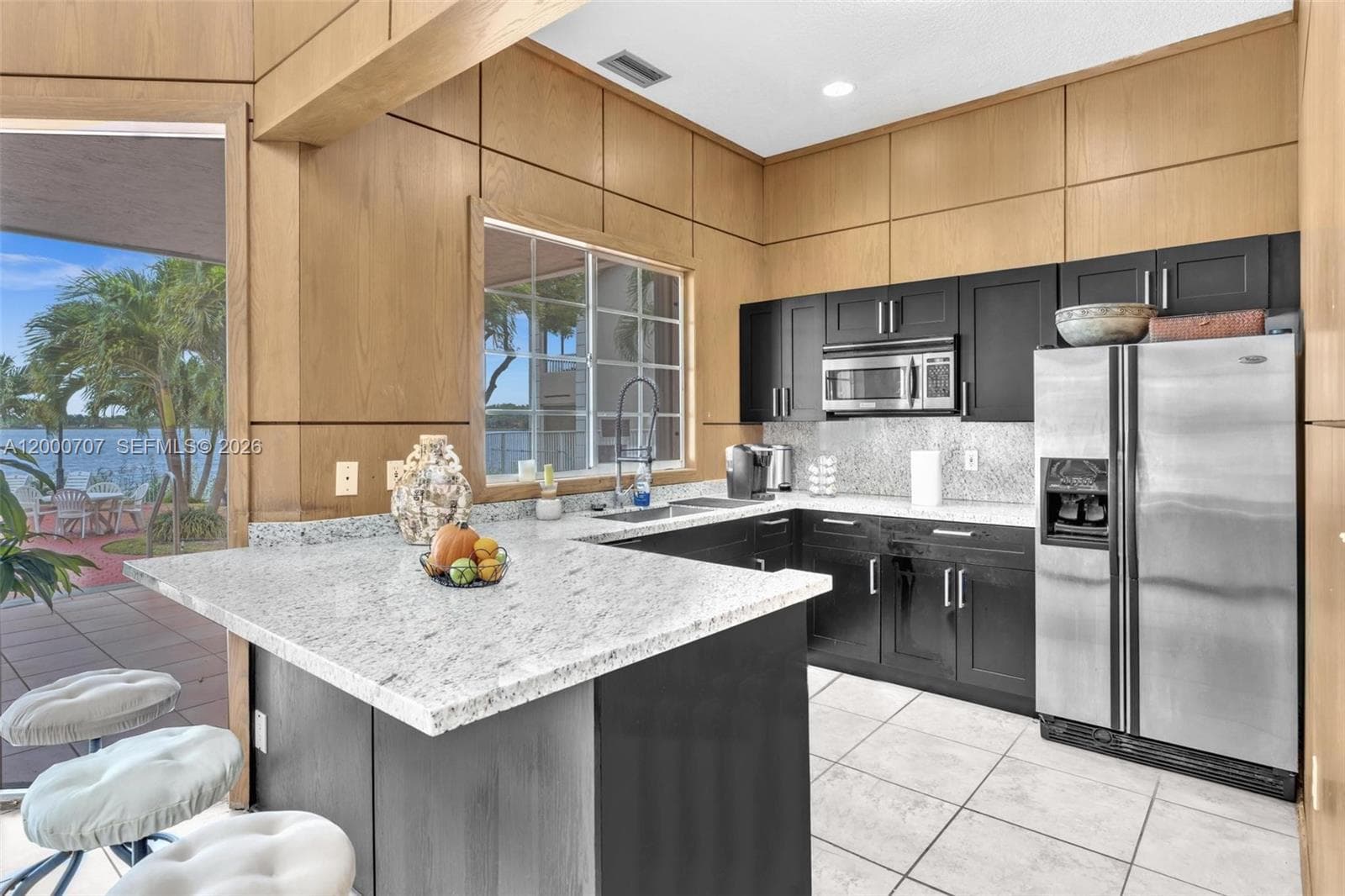 2841 Oakland Forest Dr 207 photo 21