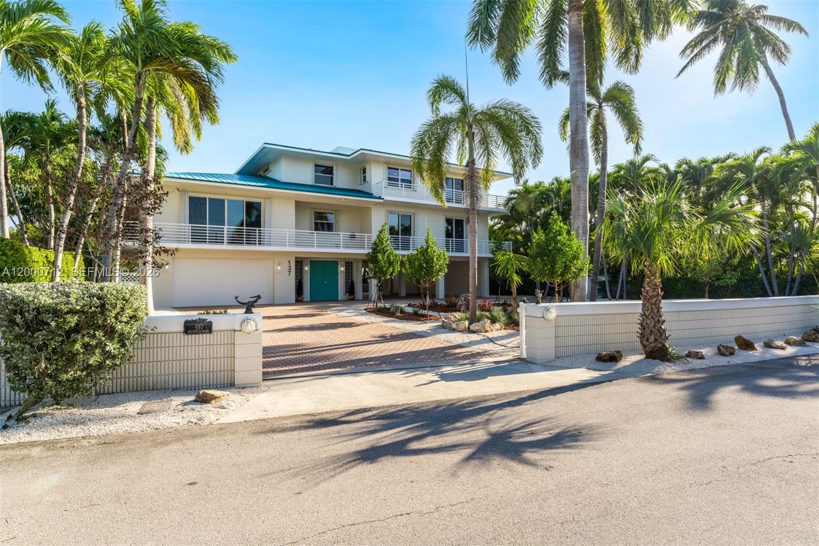 137 Sapodilla Dr photo 13