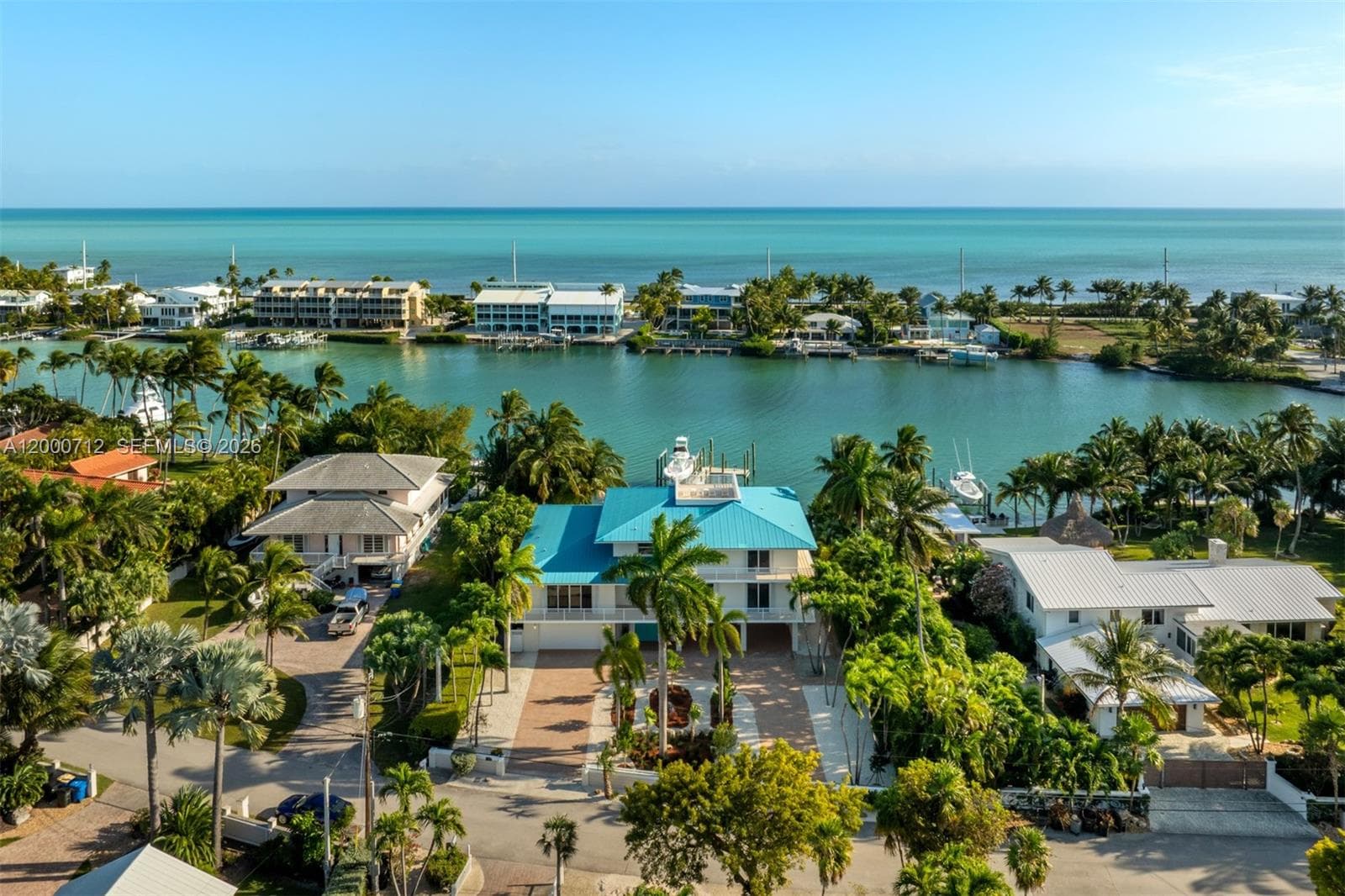 137 Sapodilla Dr photo 10