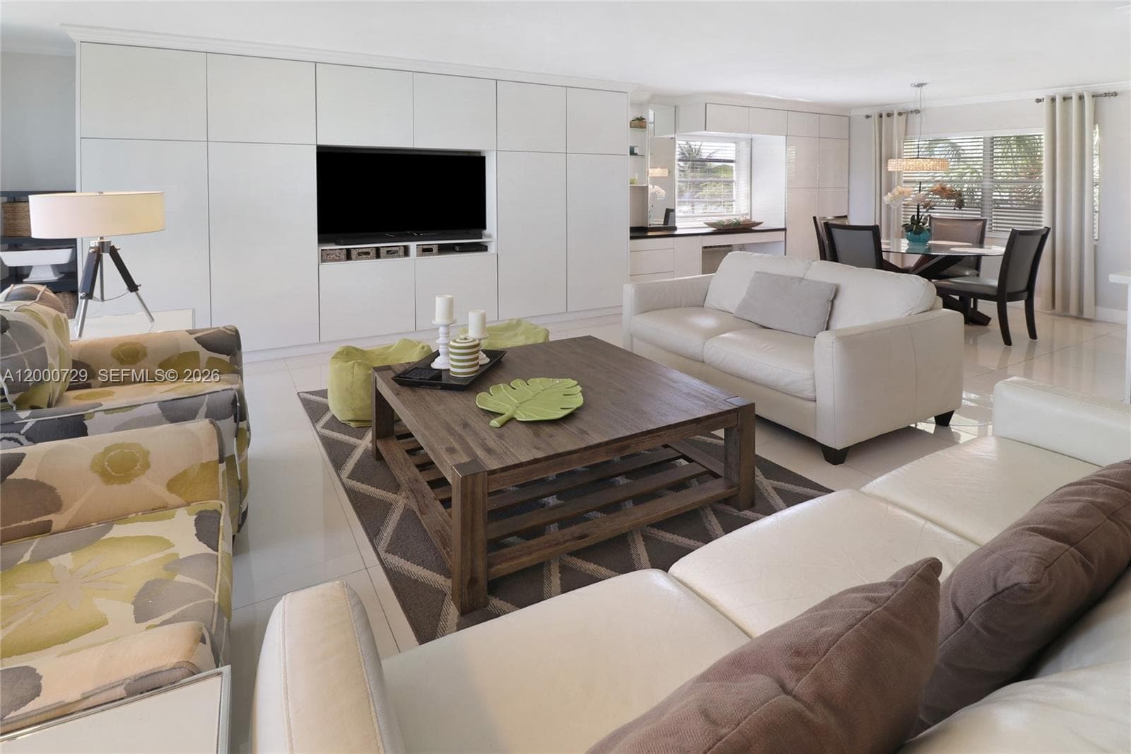 220 Kings Point Dr 415 photo 5