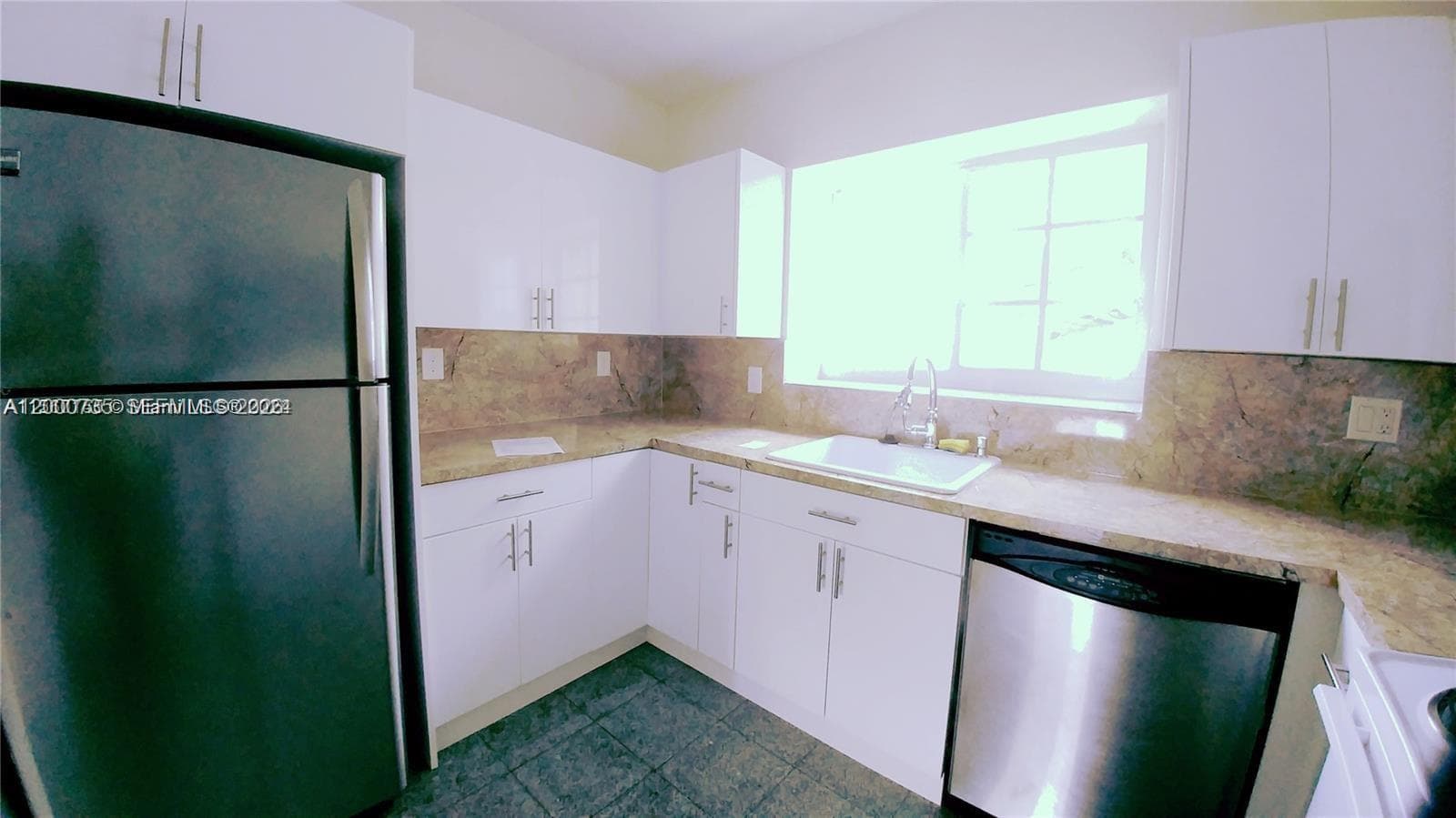 462 Golden Isles Dr 205 photo 6