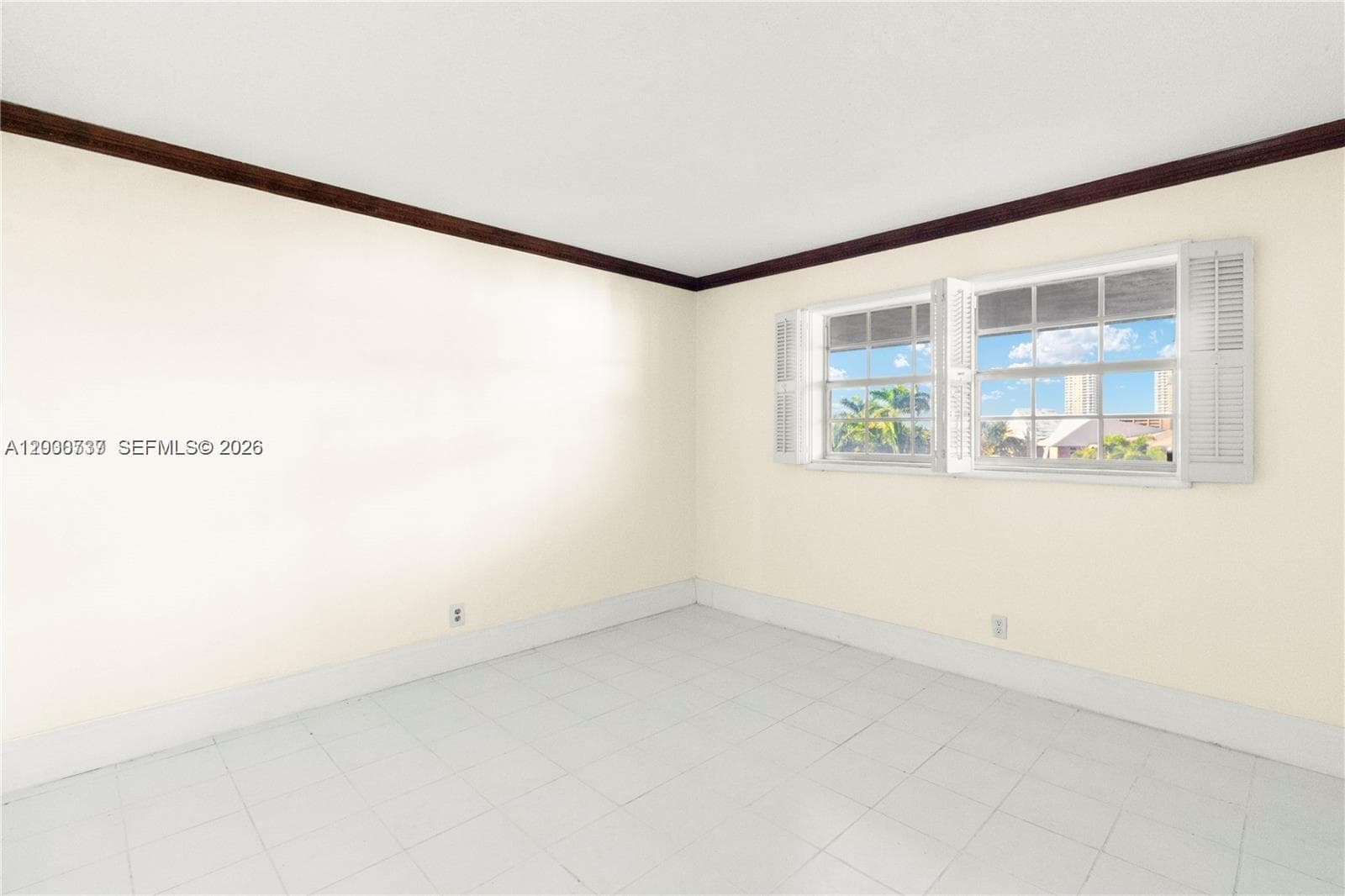 455 Paradise Isle Blvd 402 photo 16
