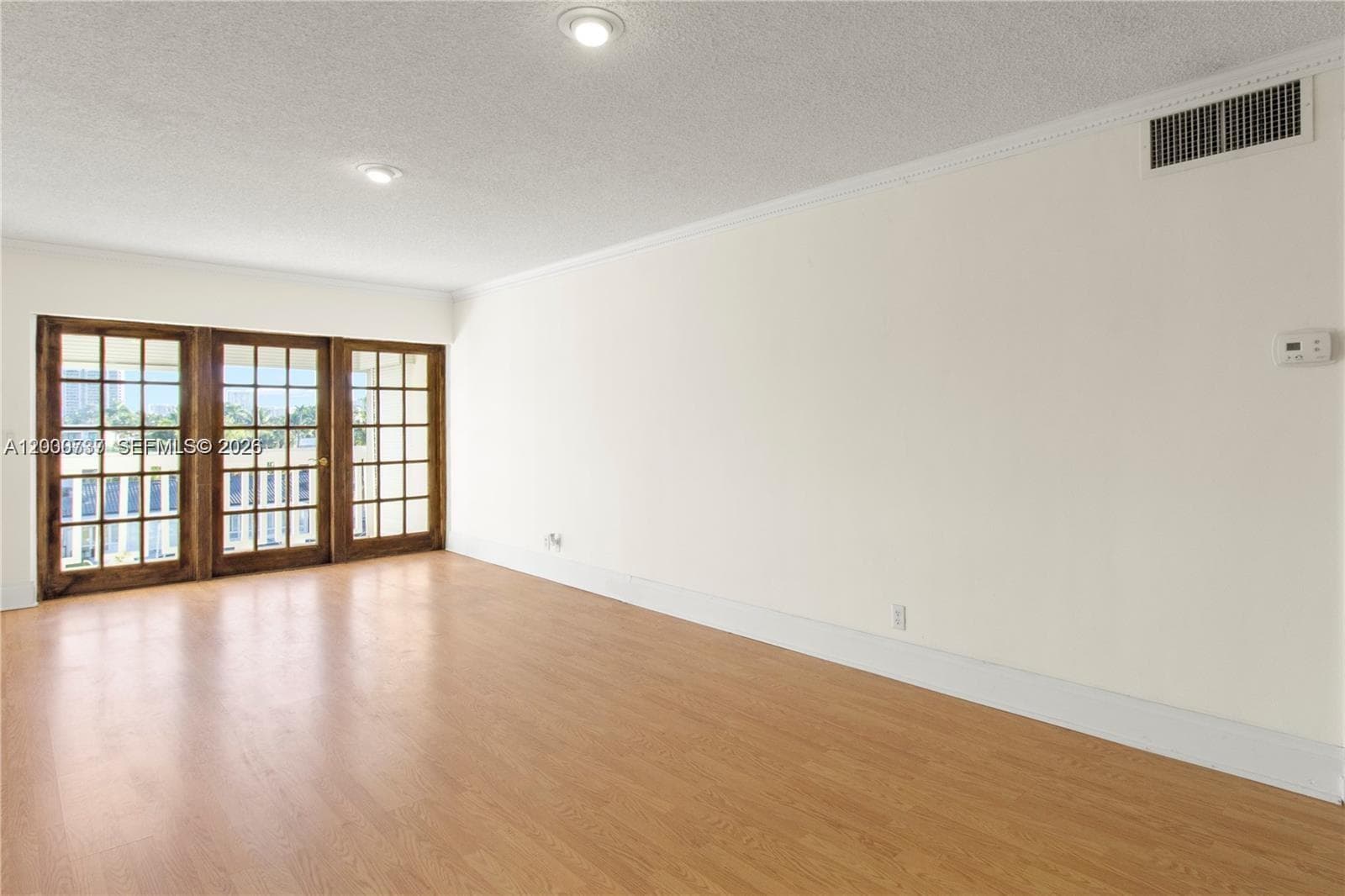 455 Paradise Isle Blvd 402 photo 10