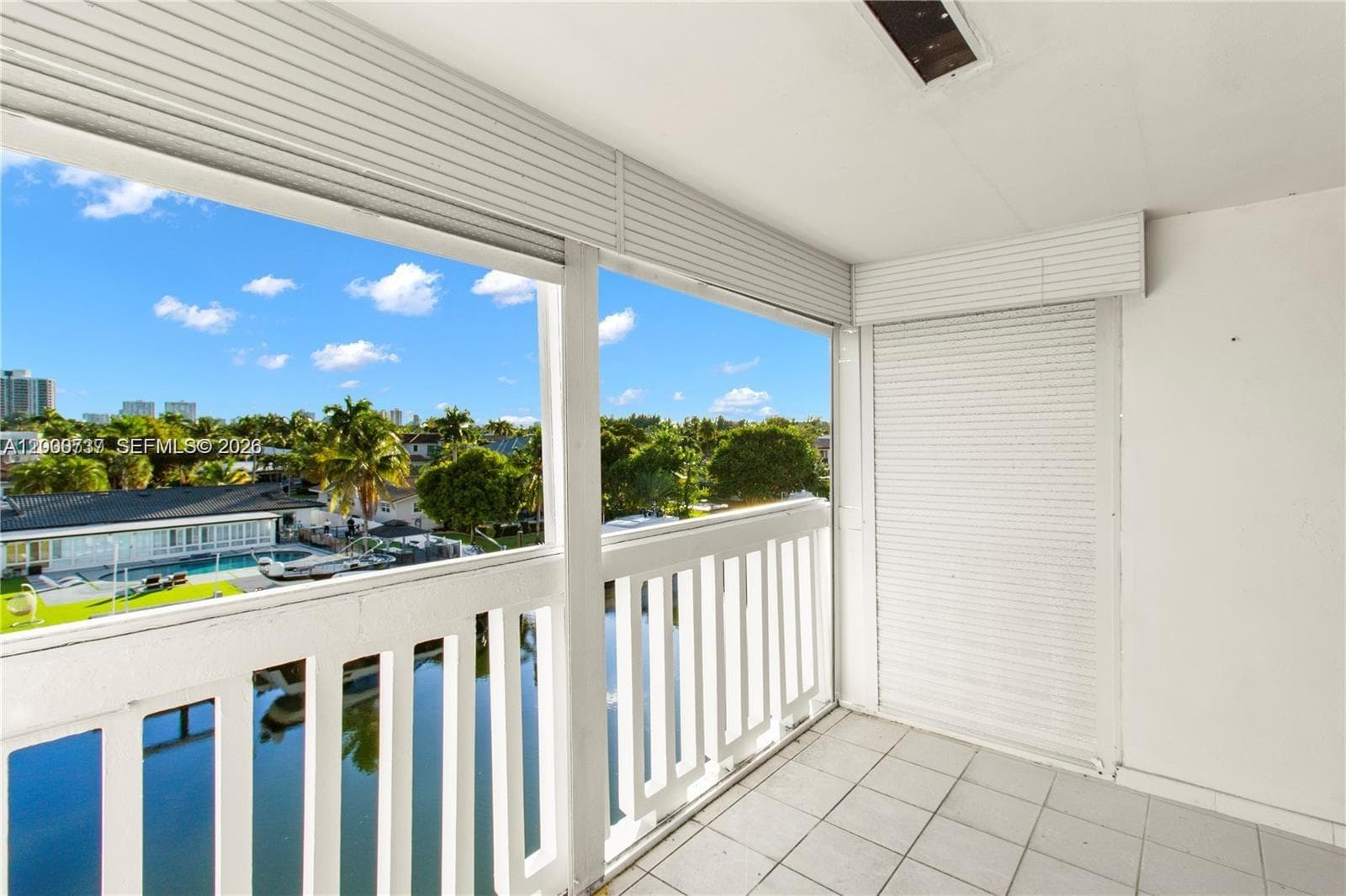 455 Paradise Isle Blvd 402 photo 19