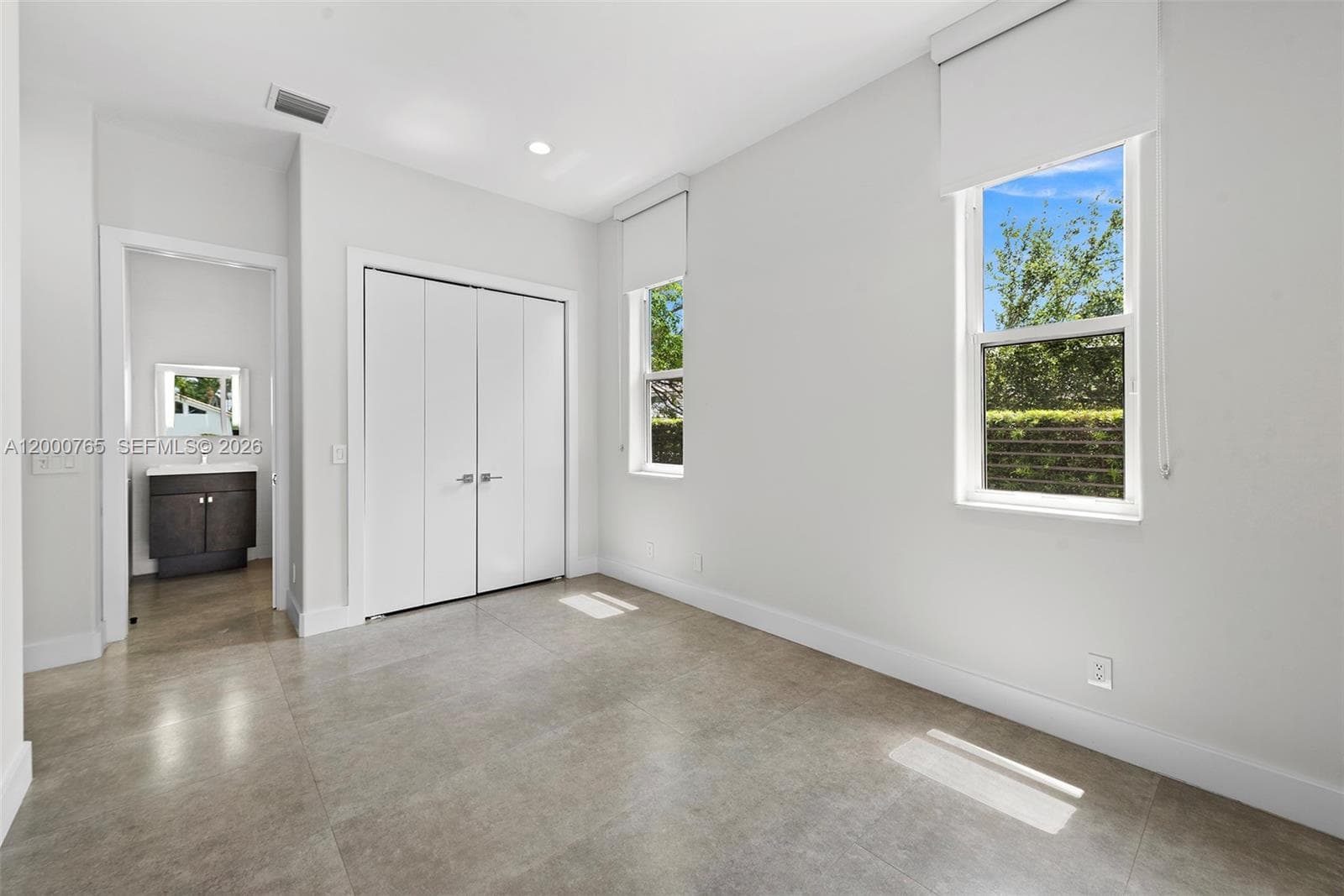 552 PALM DRIVE photo 23