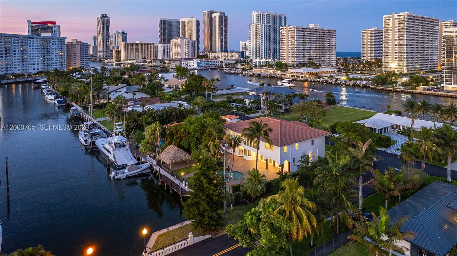 552 PALM DRIVE photo 5