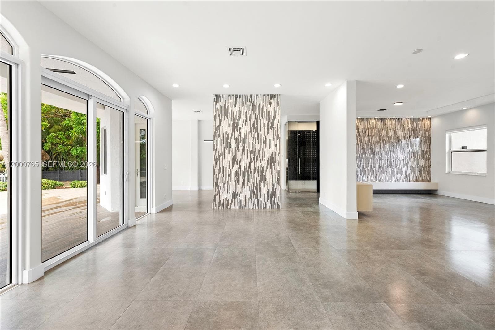 552 PALM DRIVE photo 15