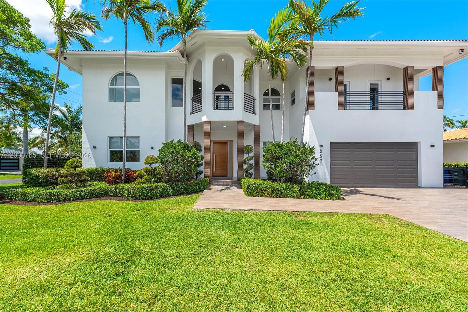 552 PALM DRIVE photo 8