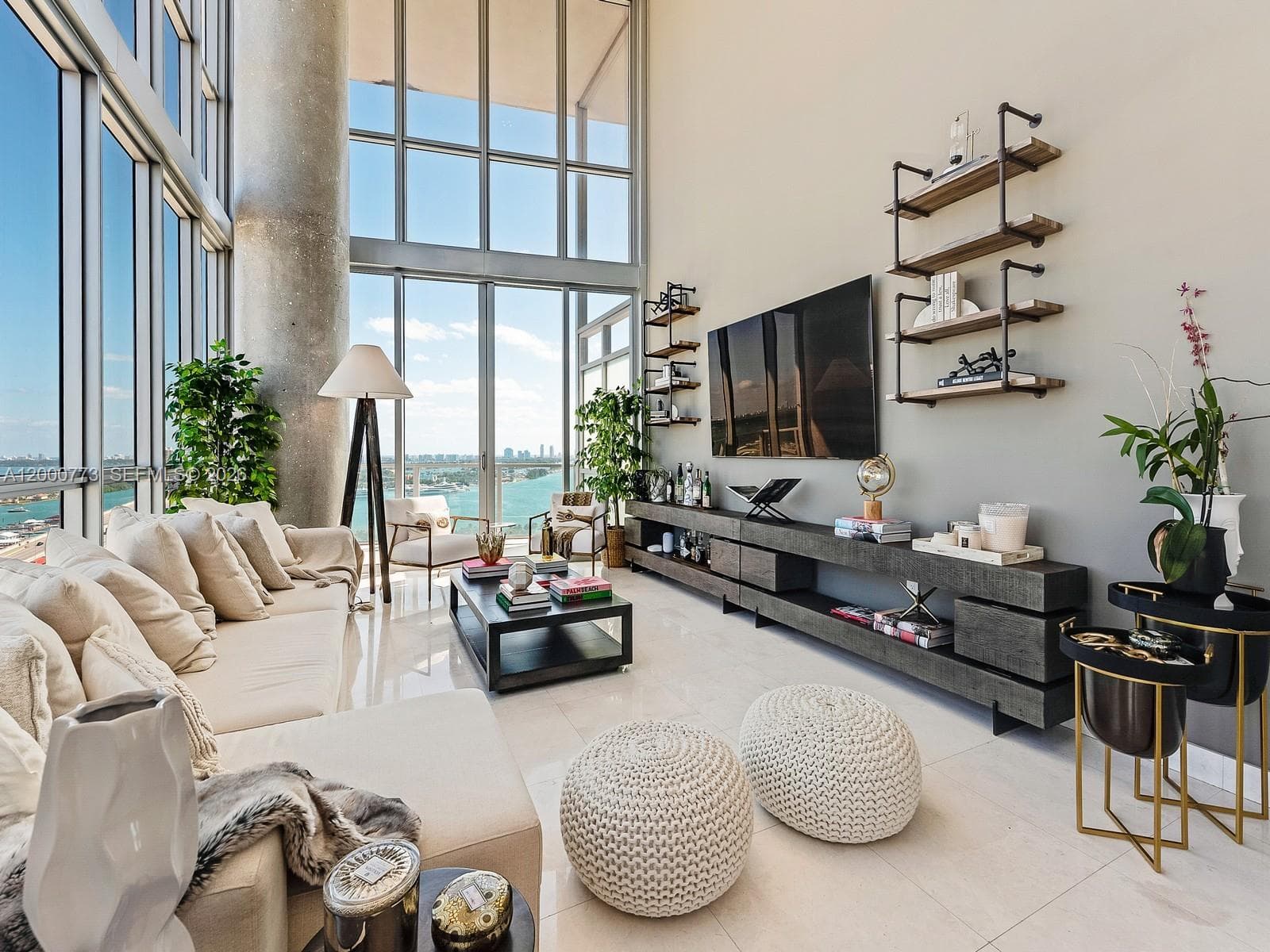 1100 Biscayne Blvd 2105 photo 6