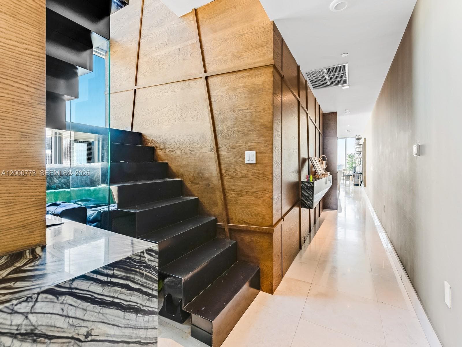 1100 Biscayne Blvd 2105 photo 10