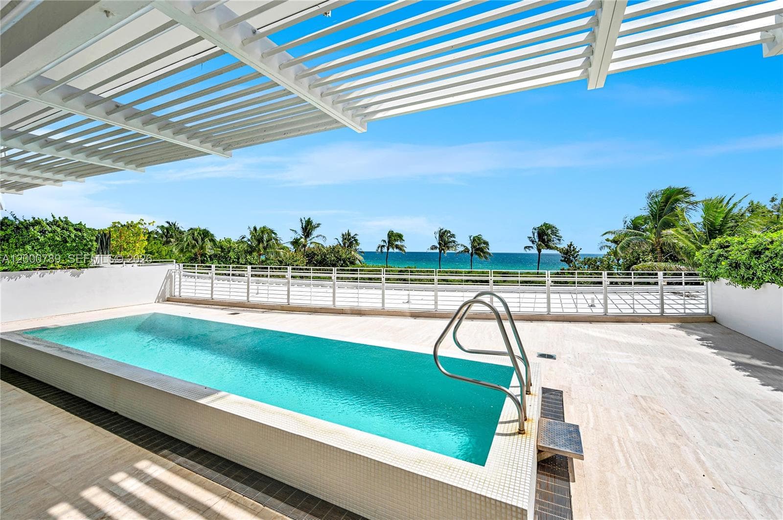 9001 Collins Ave 1