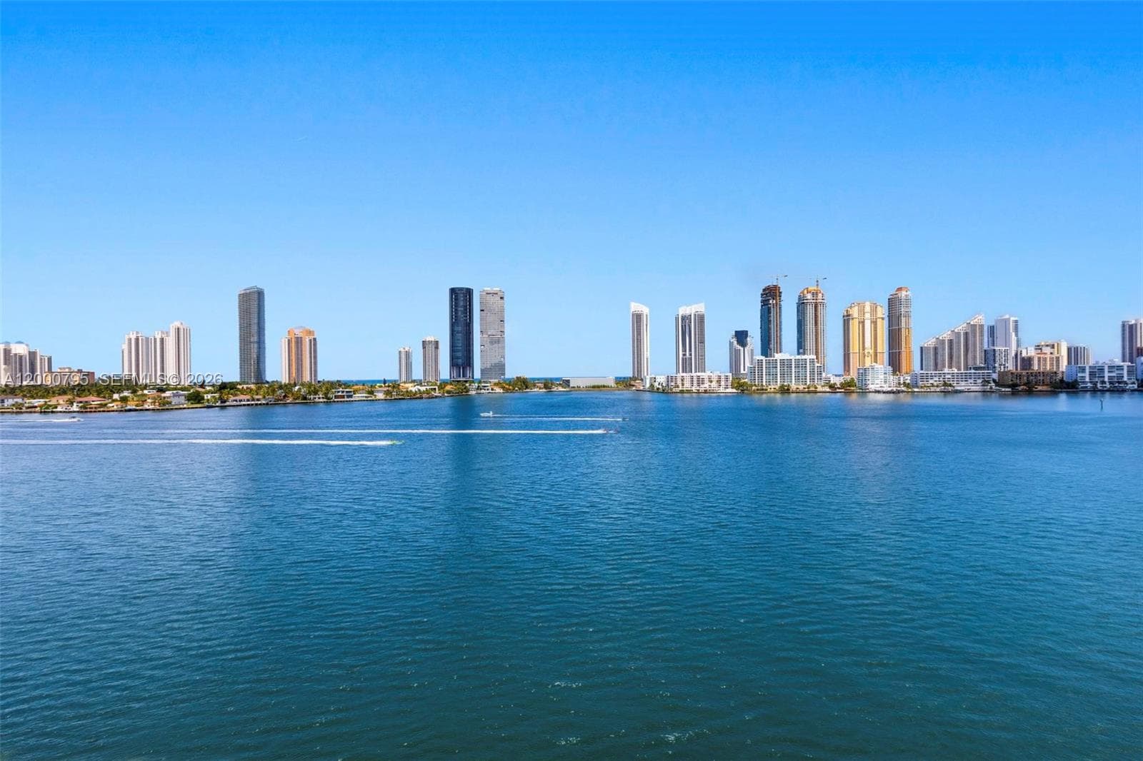 5500 Island Estates Dr 506 photo 1