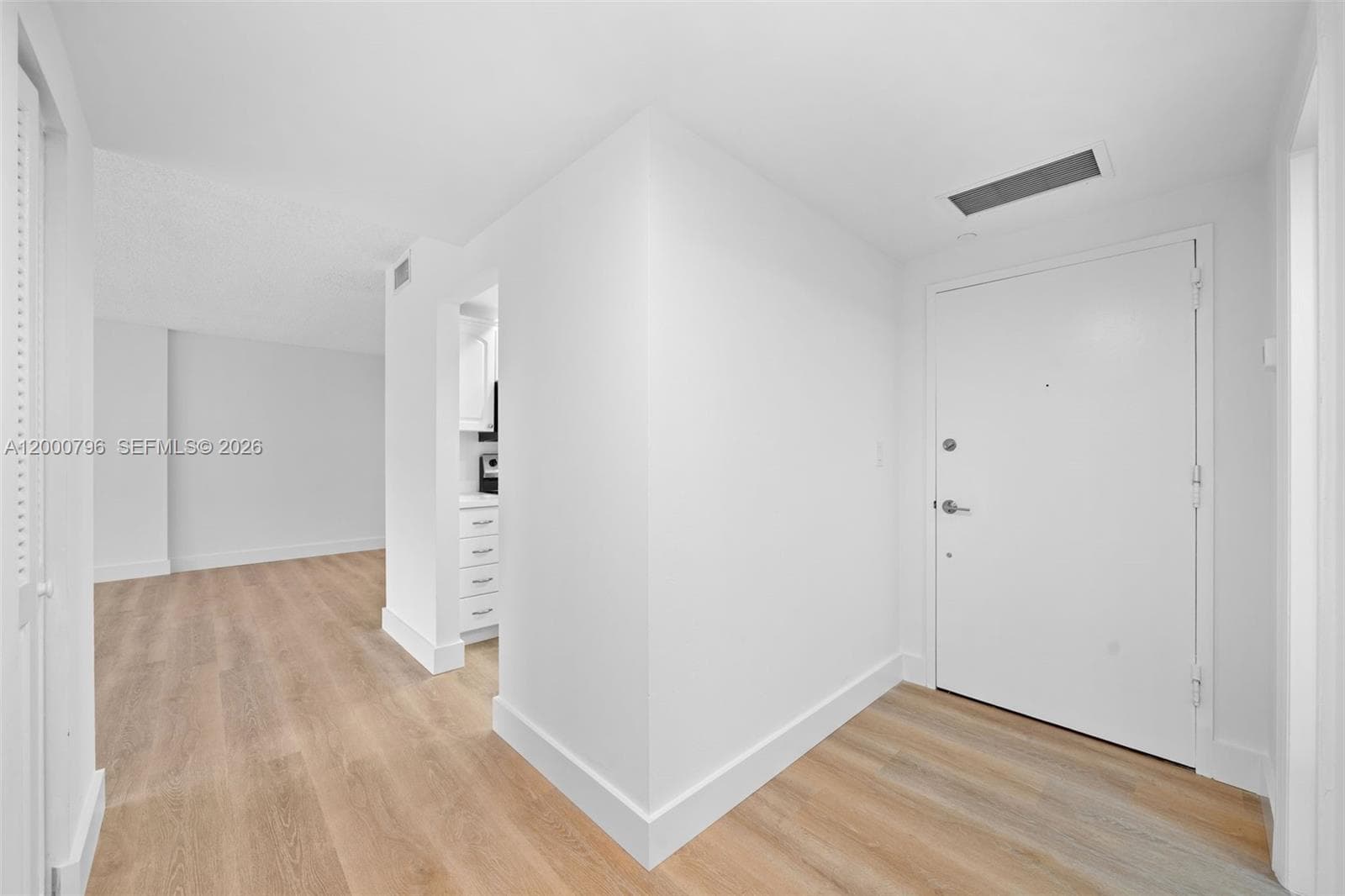 177 Ocean Lane Dr 106 photo 2