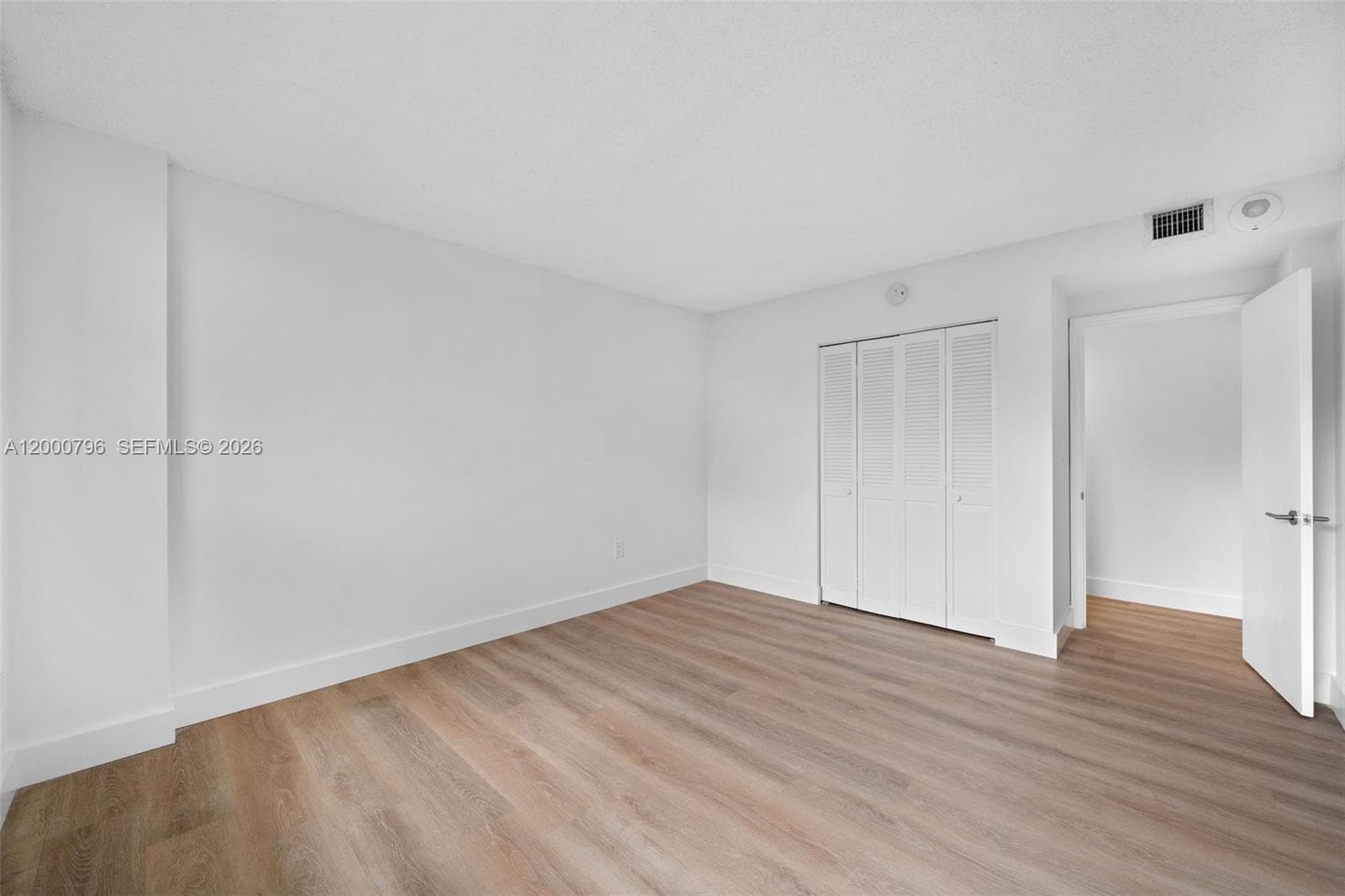 177 Ocean Lane Dr 106 photo 13