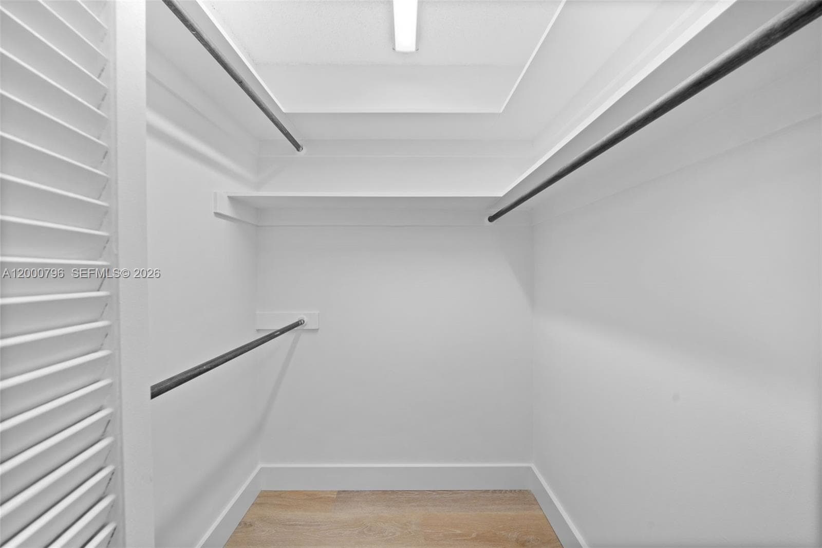 177 Ocean Lane Dr 106 photo 22