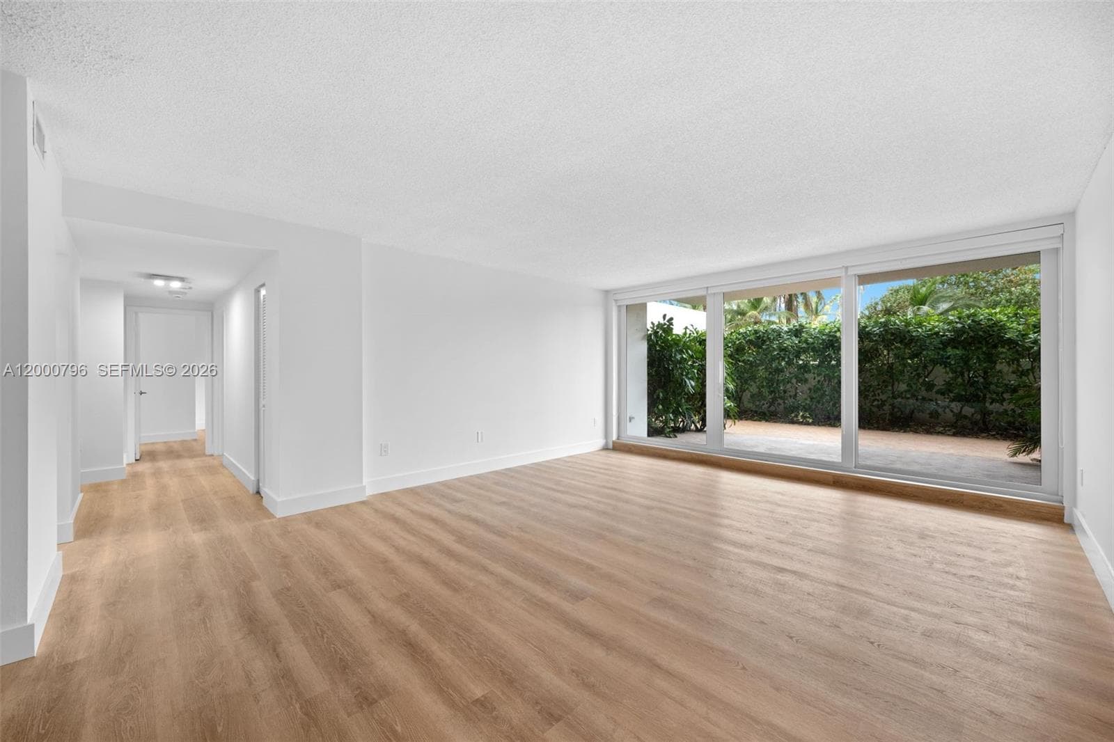 177 Ocean Lane Dr 106 photo 5