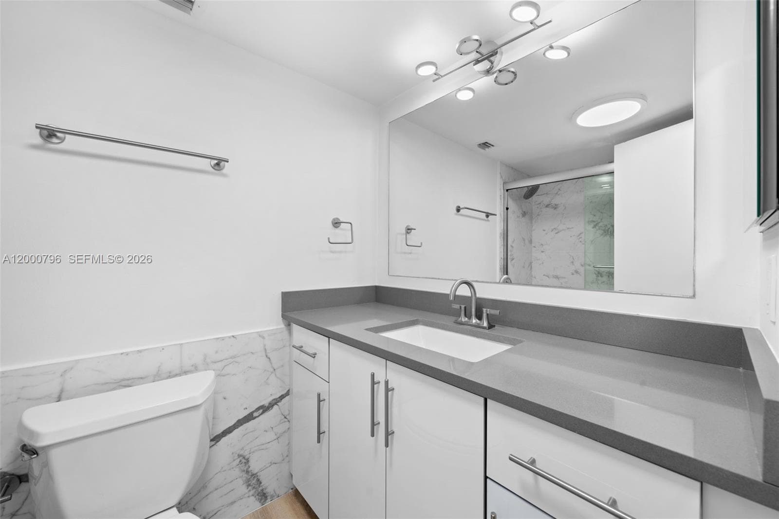 177 Ocean Lane Dr 106 photo 10