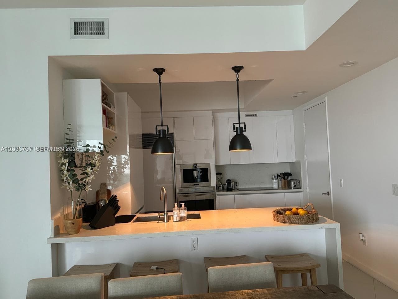 15811 Collins Ave 803 photo 7