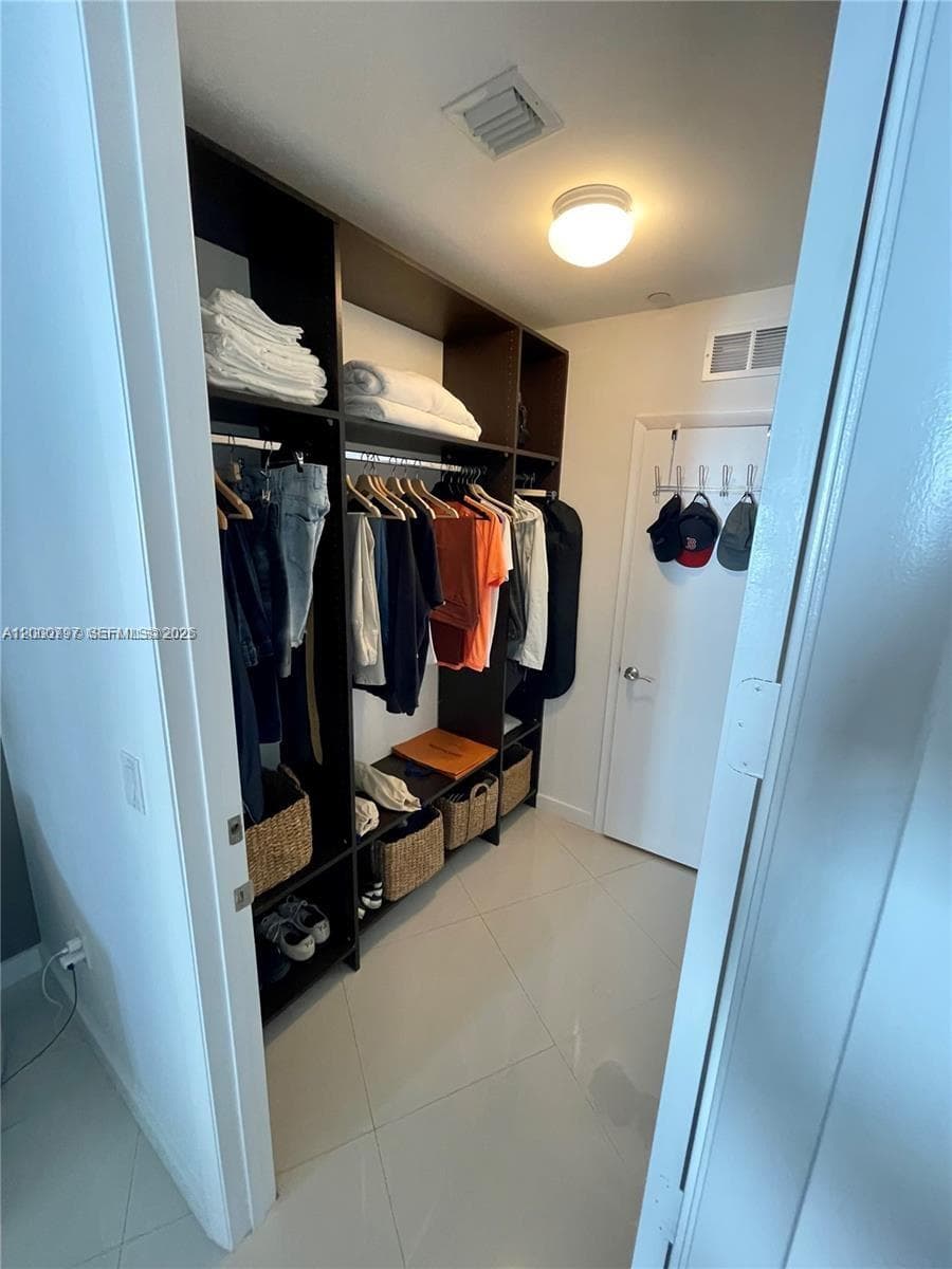 15811 Collins Ave 803 photo 14