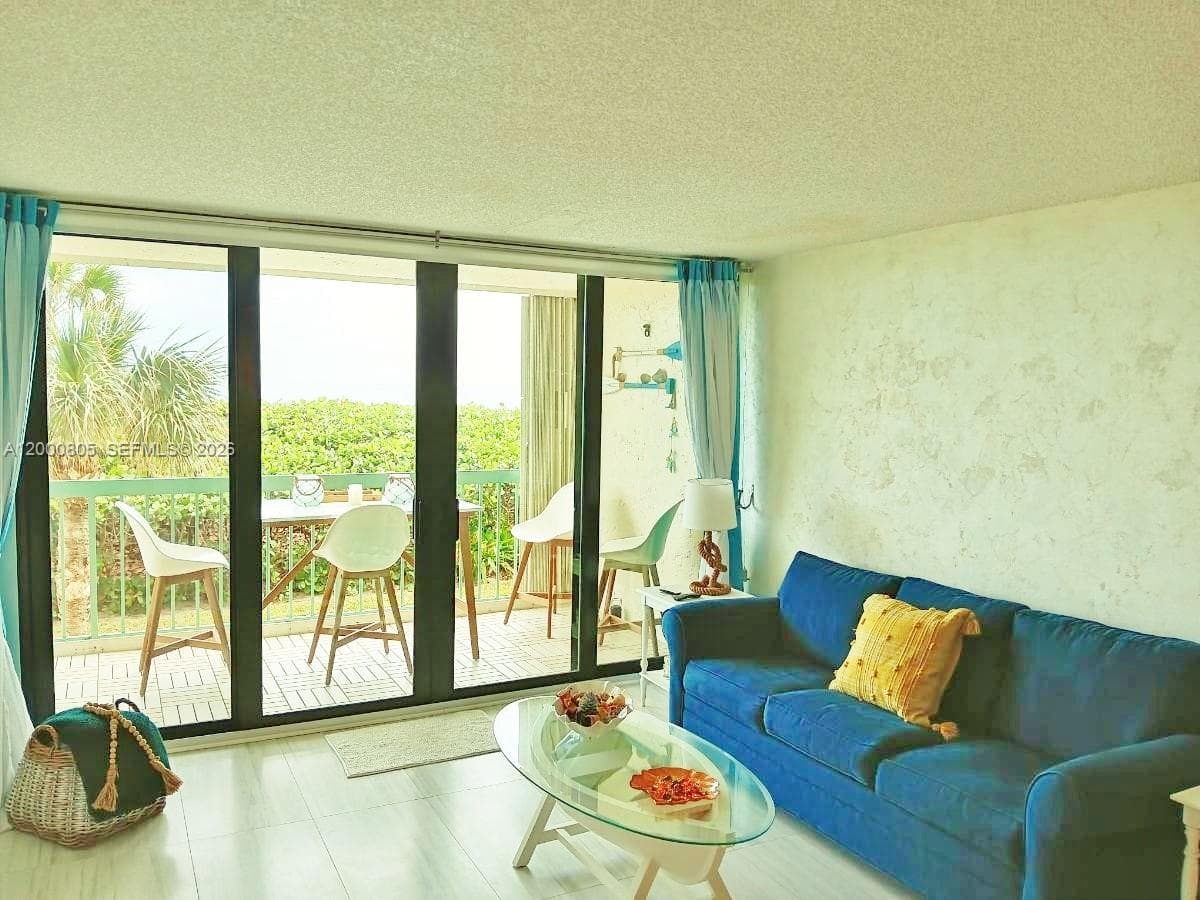 9900 S Ocean Dr 106 photo 7