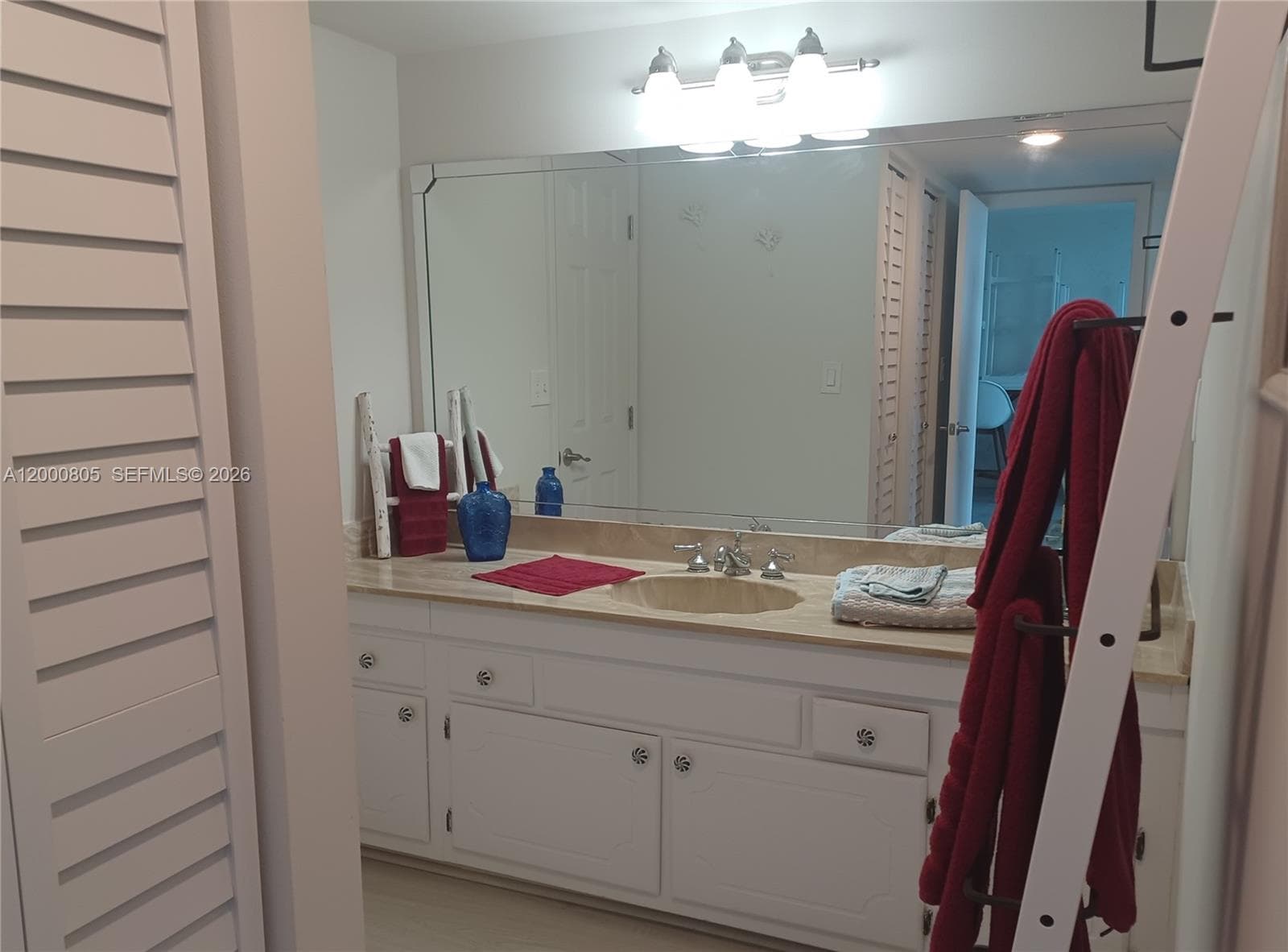9900 S Ocean Dr 106 photo 14