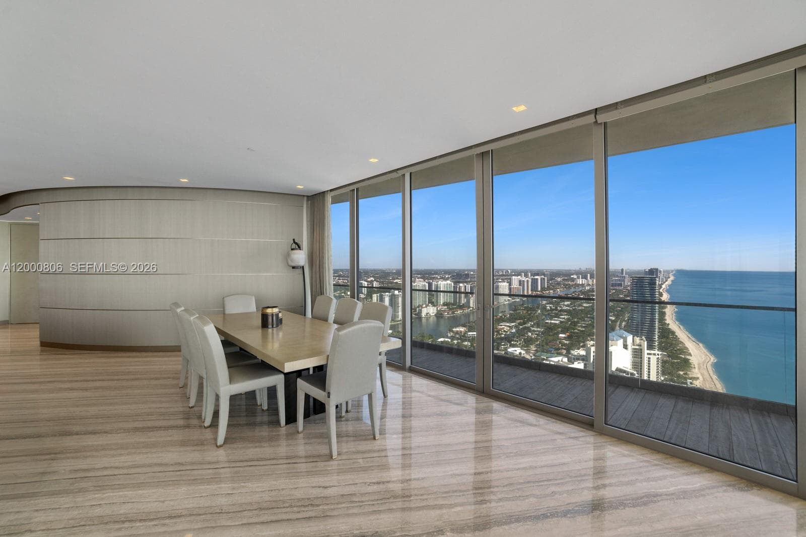 18975 Collins Ave 4800 photo 5