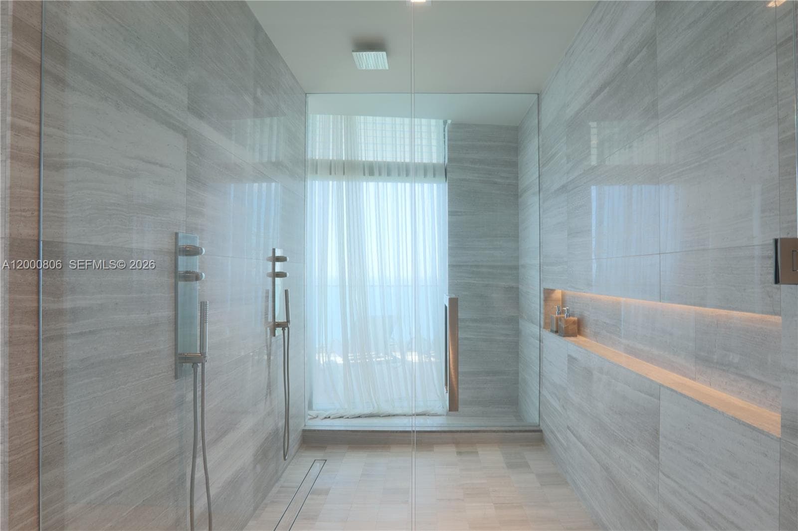 18975 Collins Ave 4800 photo 21