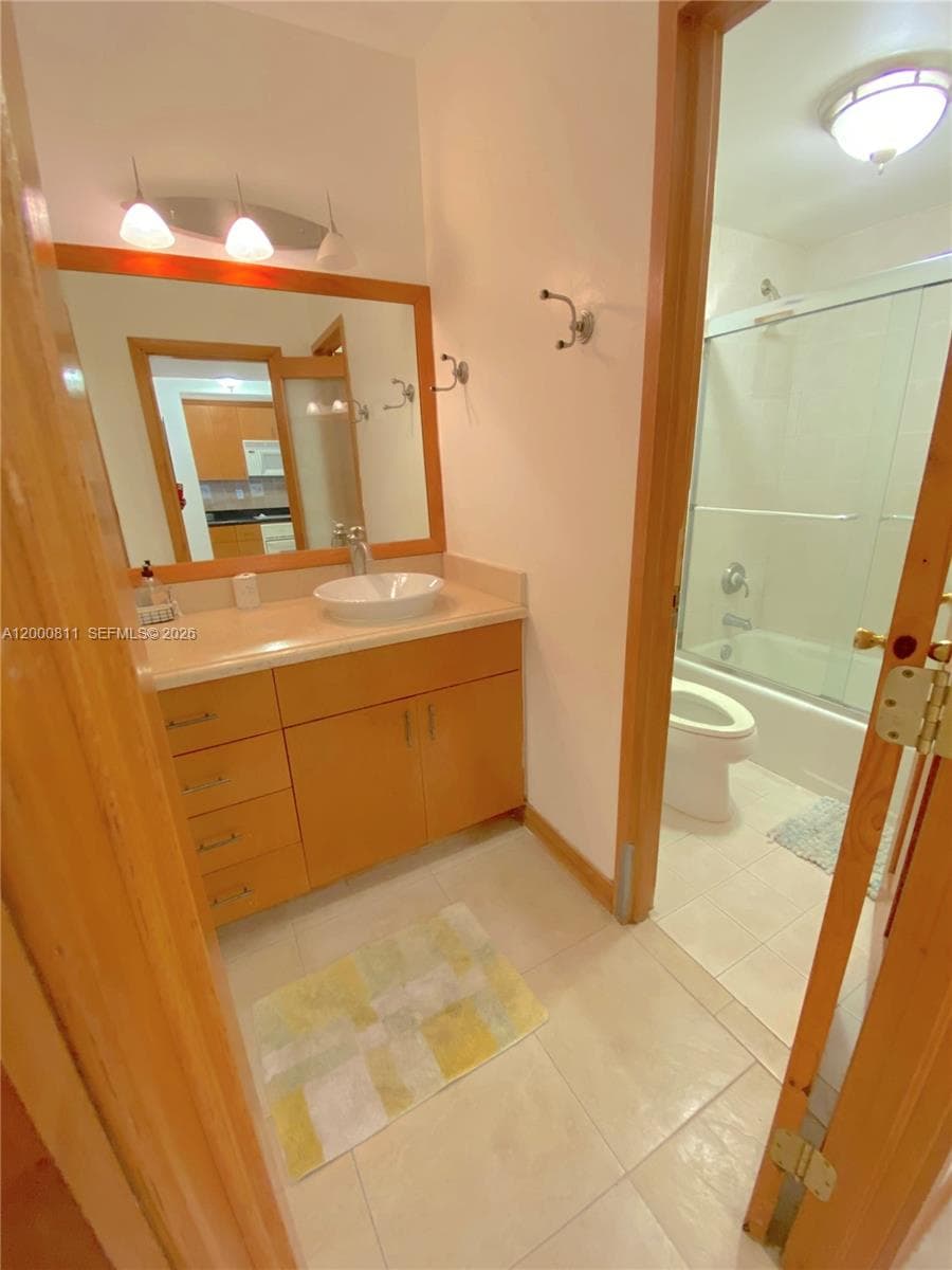 100 Lincoln Rd 1405 photo 13