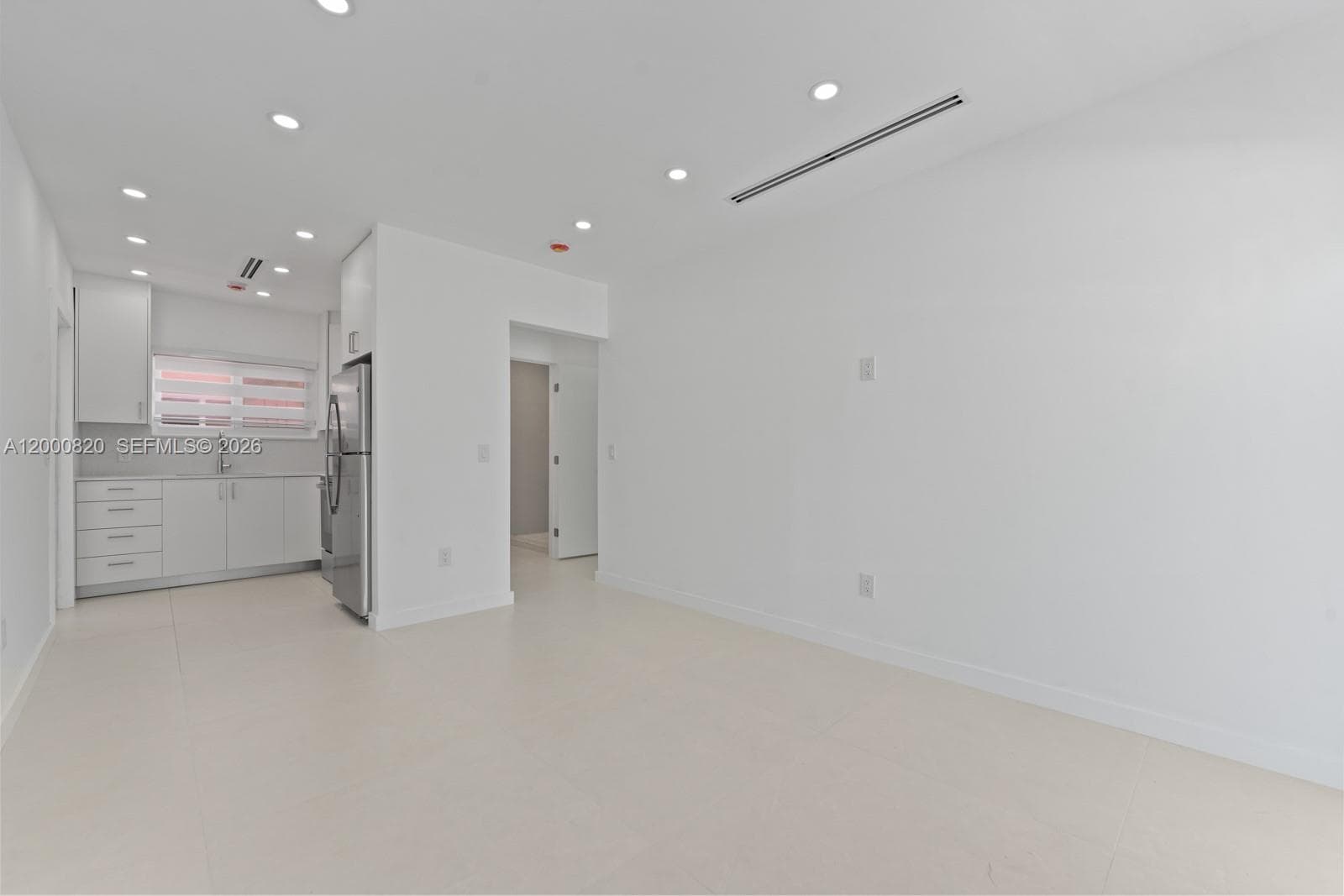 13185 Emerald Dr 2 photo 3