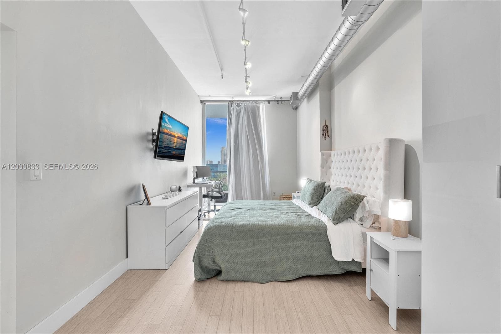 3029 188th St 721 photo 21