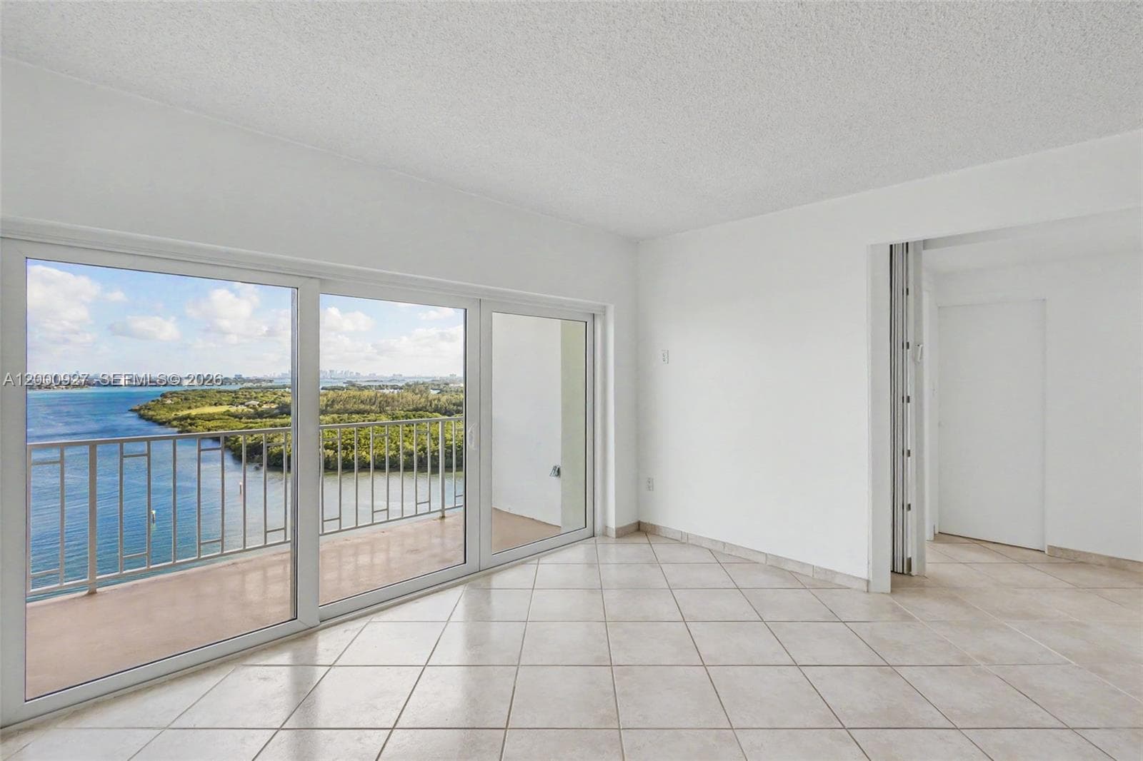 500 Bayview Dr 1930 photo 14