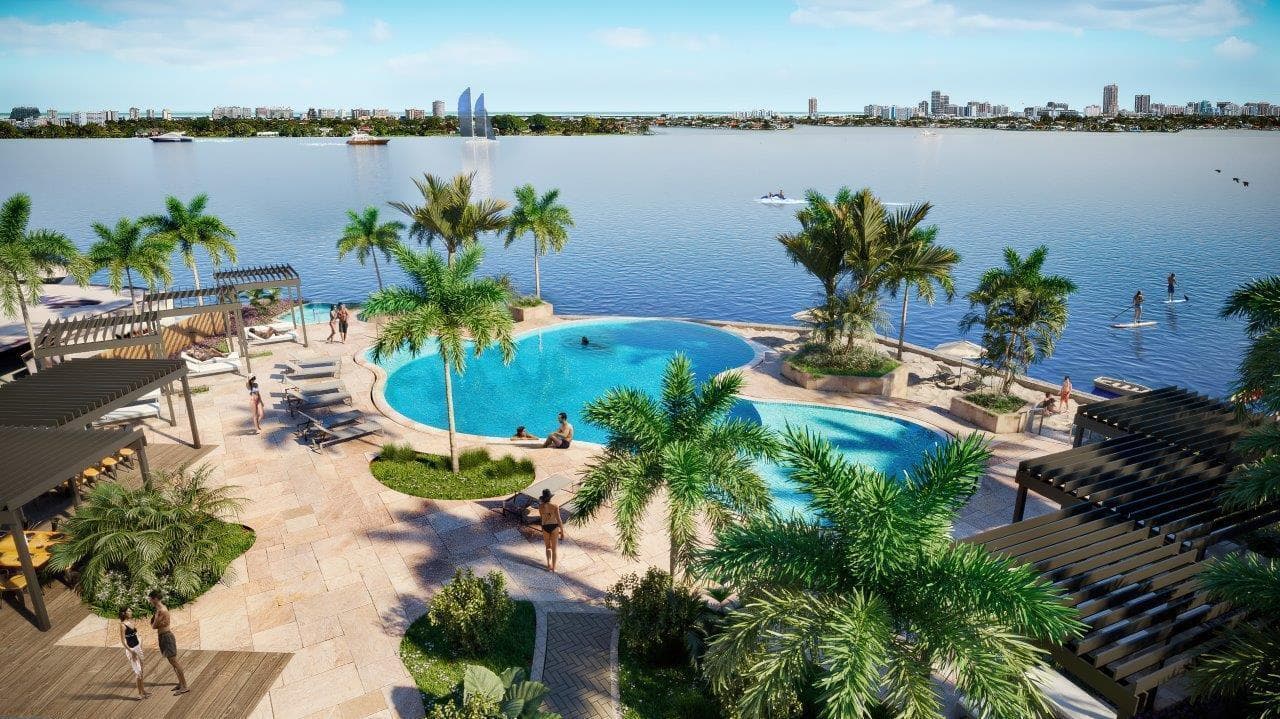 11295 Biscayne Boulevard 610 photo 1