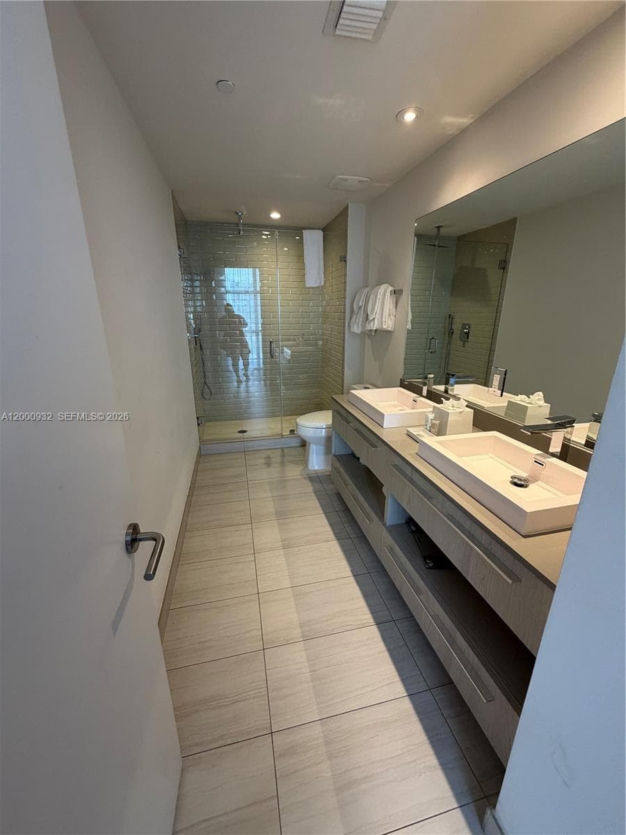 4010 Ocean Dr R804 photo 13