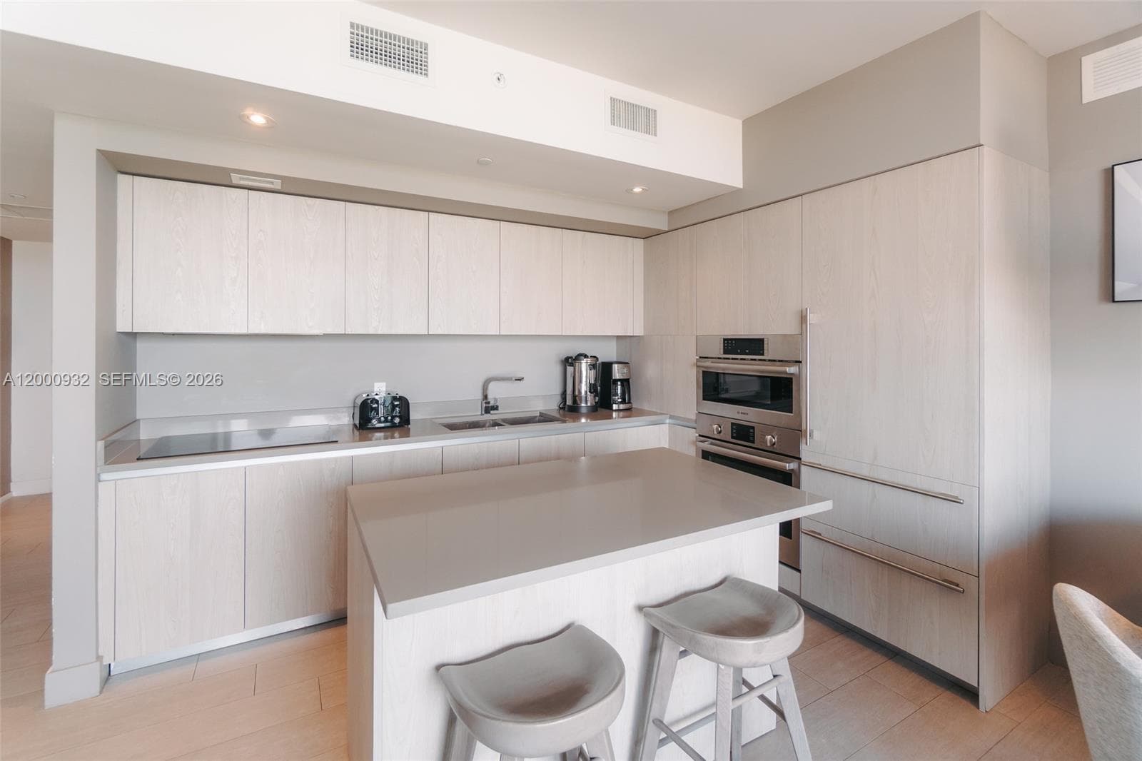 4010 Ocean Dr R804 photo 7