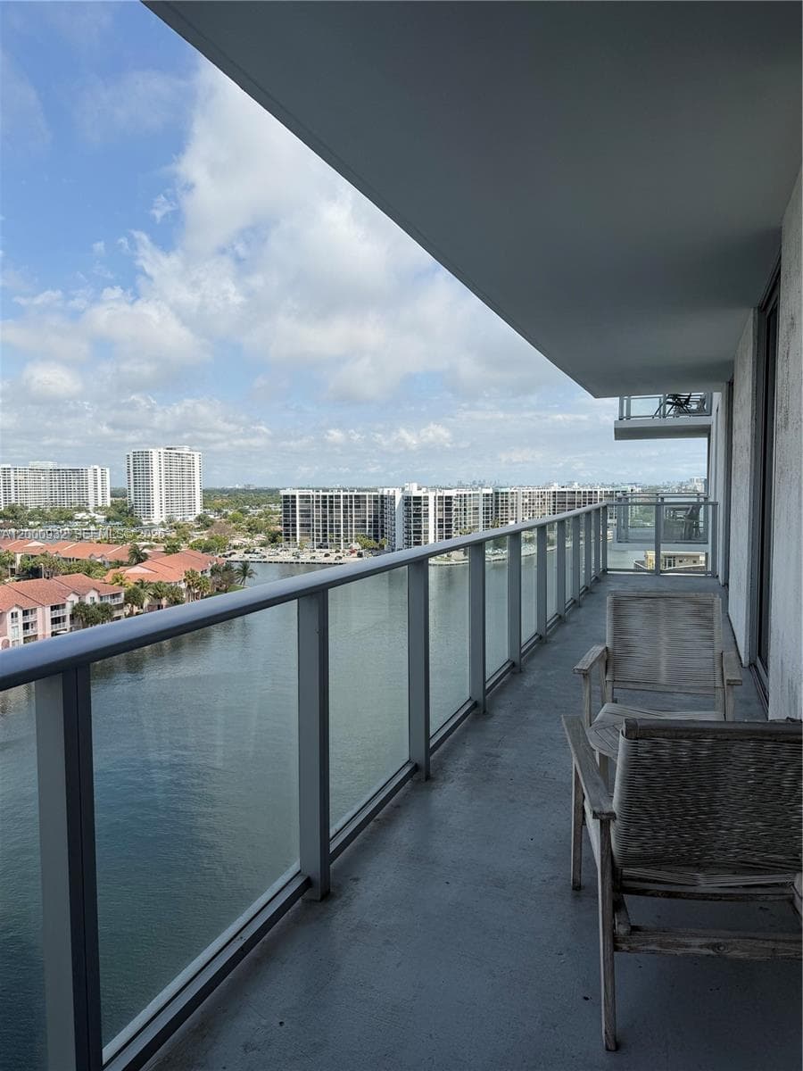 4010 Ocean Dr R804 photo 24