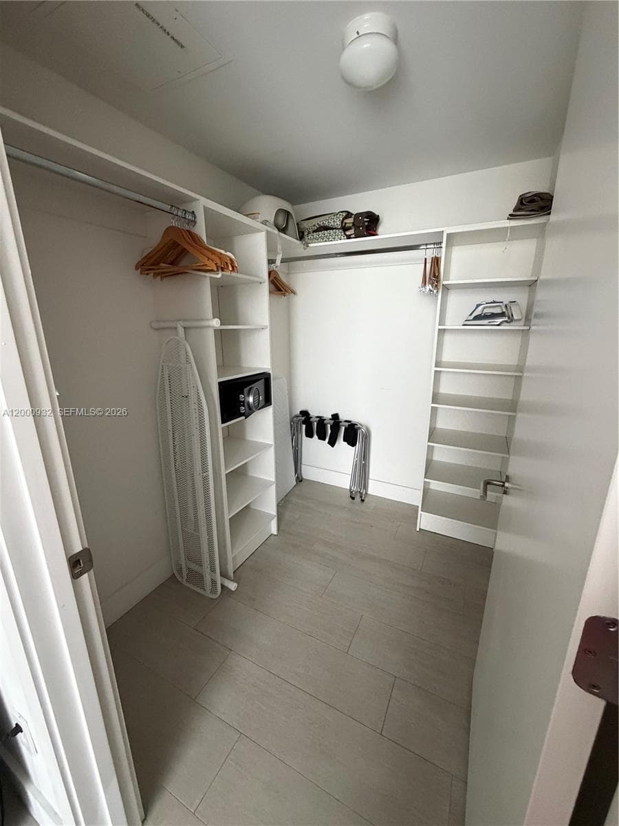 4010 Ocean Dr R804 photo 14