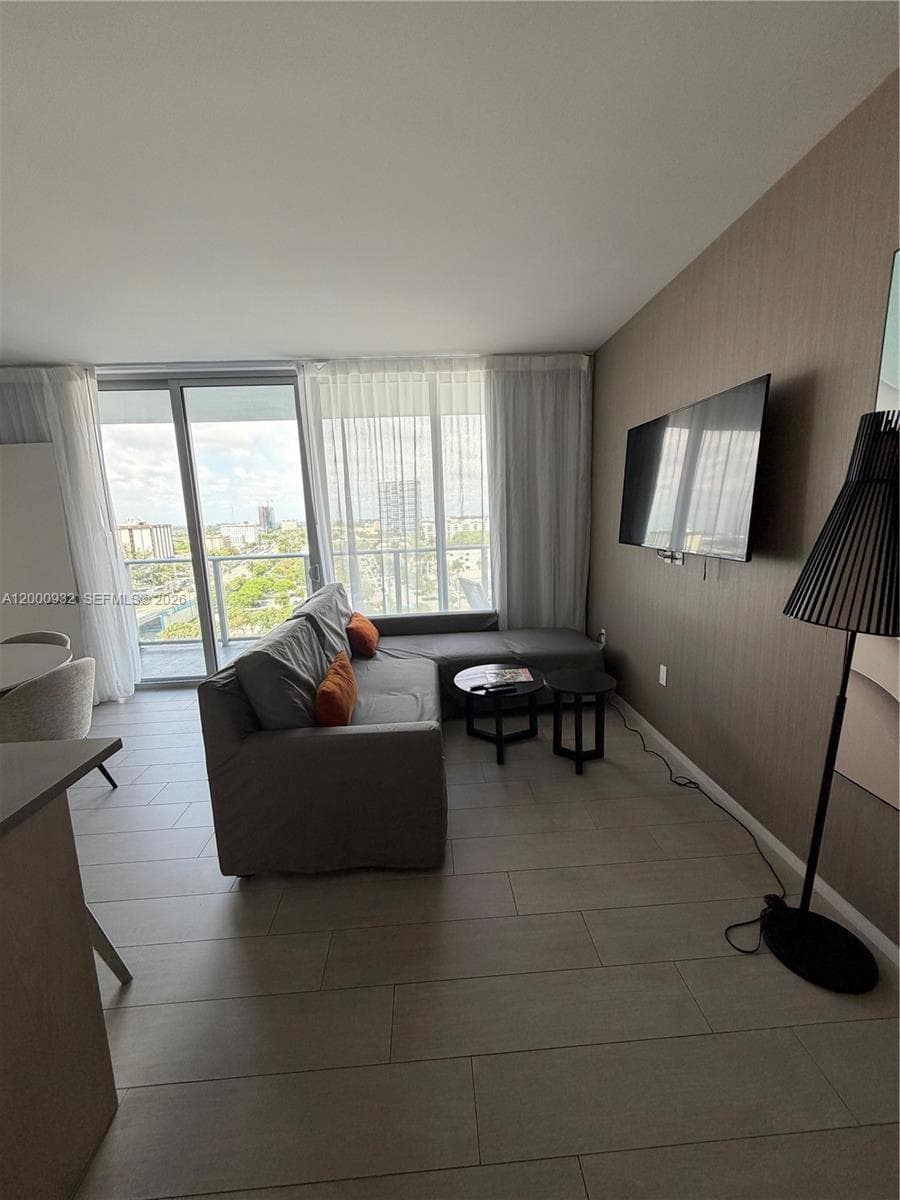 4010 Ocean Dr R804 photo 4