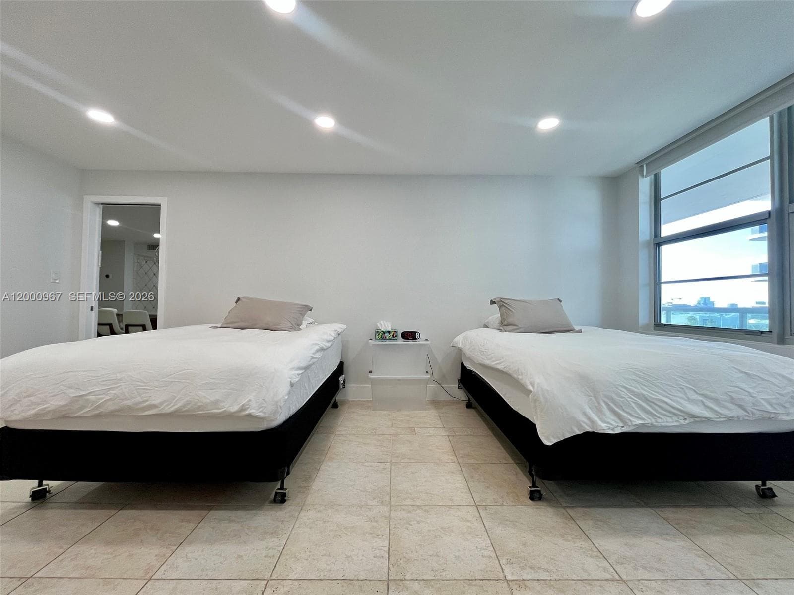 9511 Collins Ave 811 photo 11