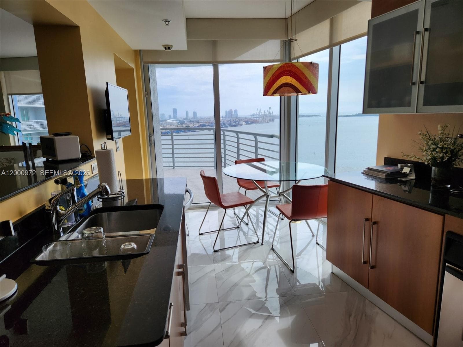 325 Biscayne Blvd 2523 photo 6