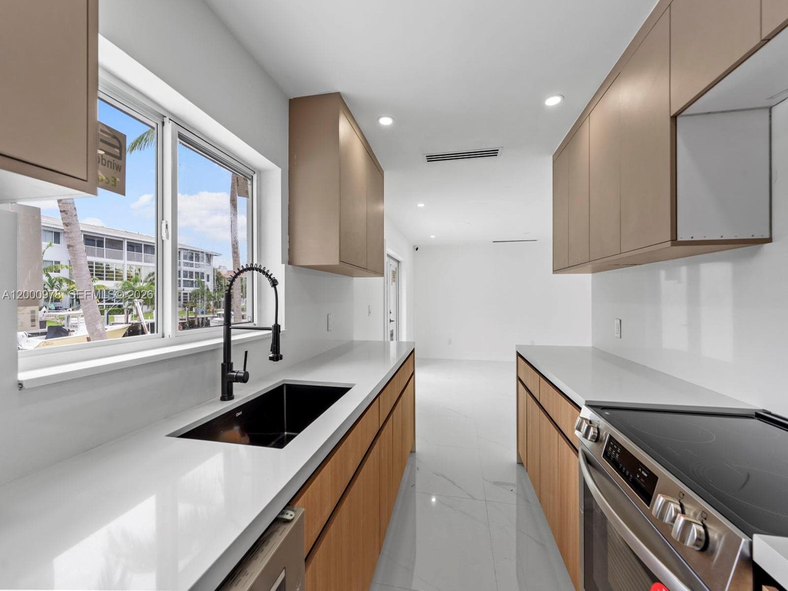 1007 Citrus Isle photo 22