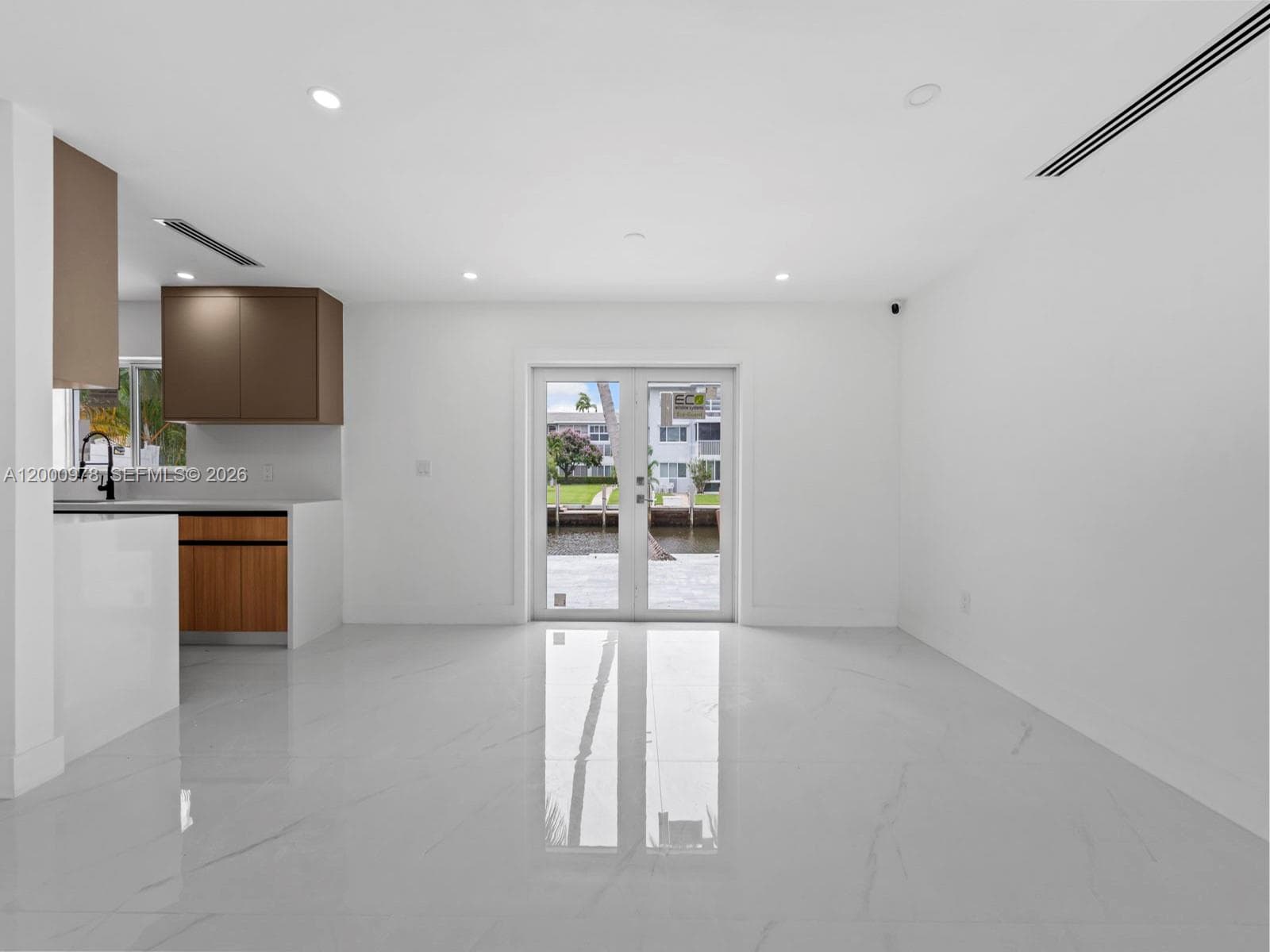 1007 Citrus Isle photo 19