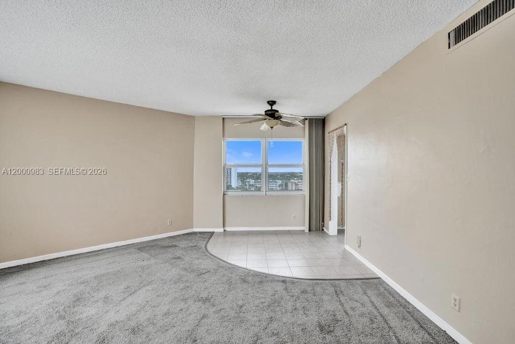 710 Ocean Blvd 812 photo 11