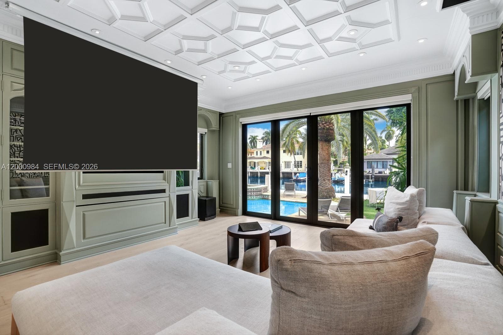 168 Fiesta Way photo 7