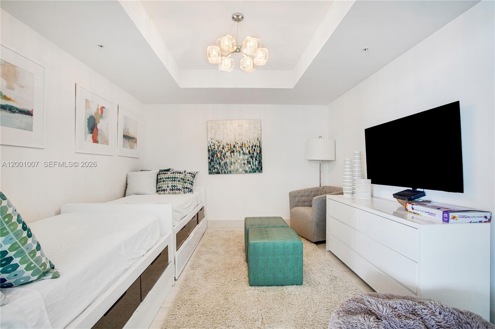 17111 Biscayne Blvd 2008 photo 10